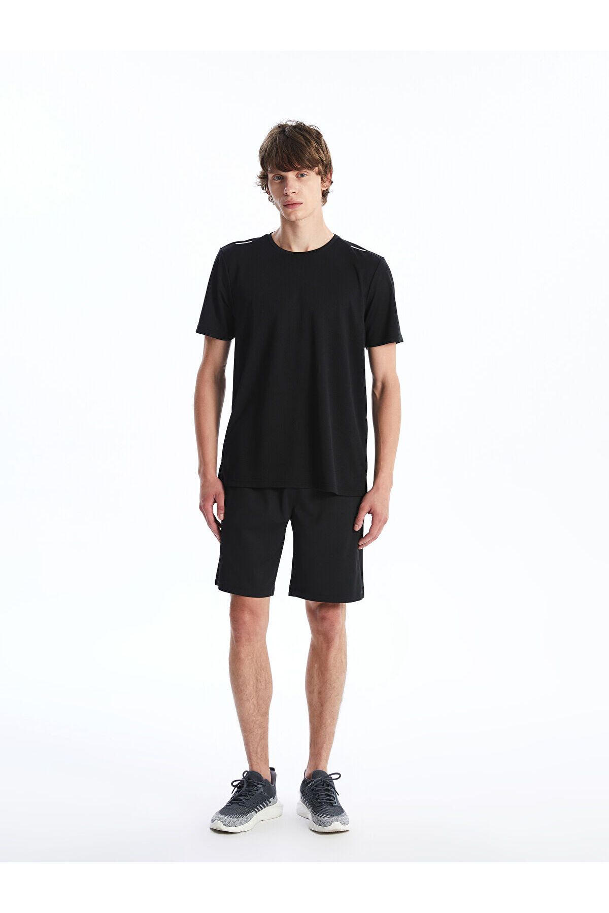 LC Waikiki Slim Fit Erkek Spor Şort