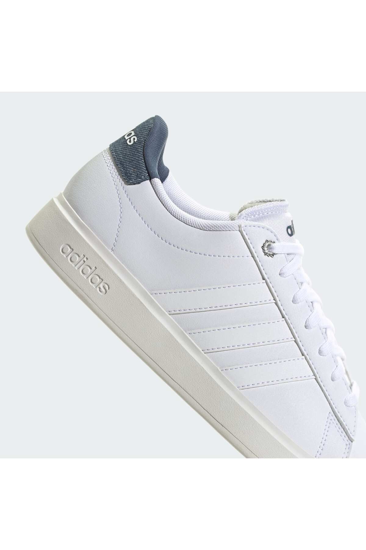 اسنیکر سفید زنانه Grand Court 2.0 کفش اورجینال adidas