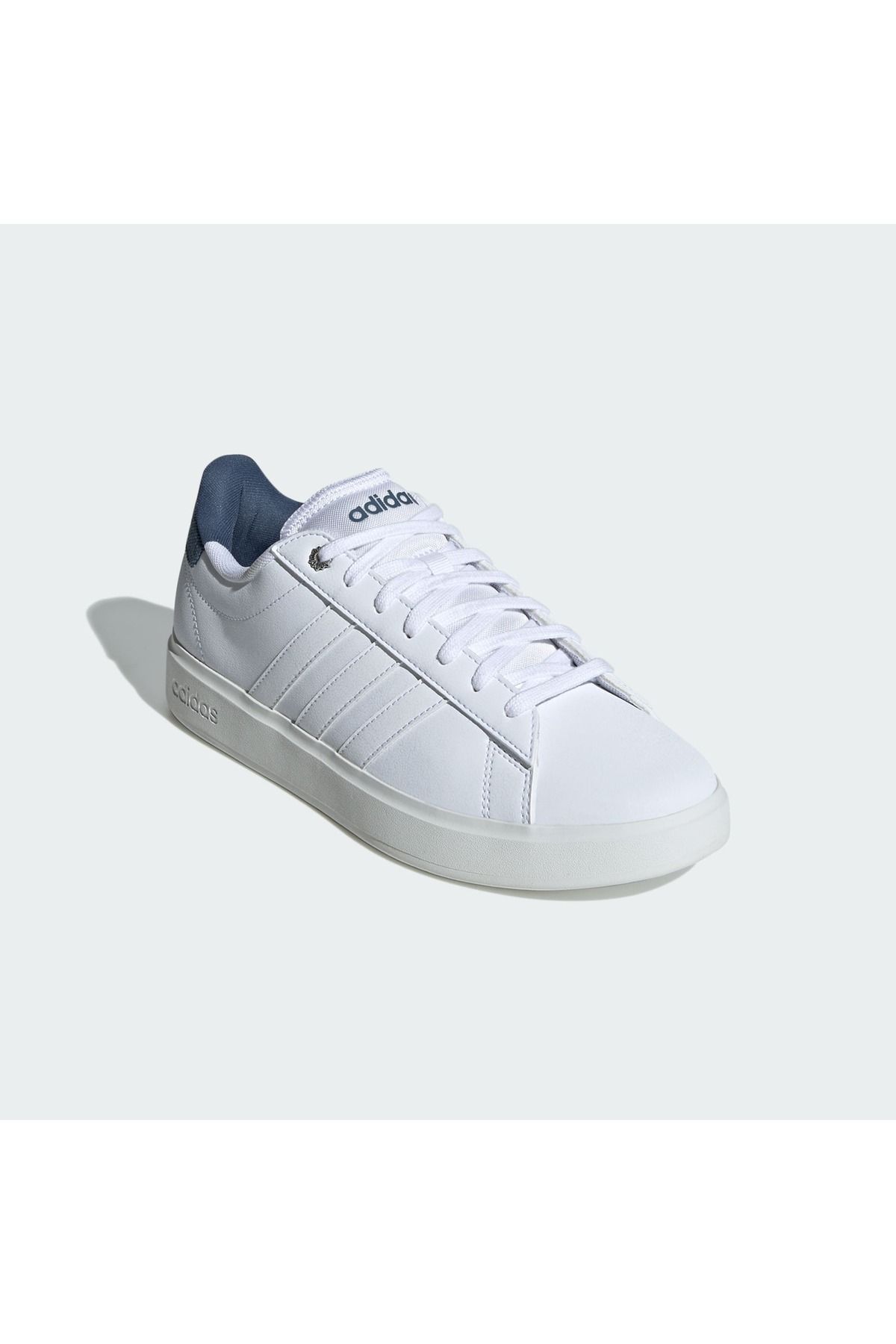 اسنیکر سفید زنانه Grand Court 2.0 کفش اورجینال adidas