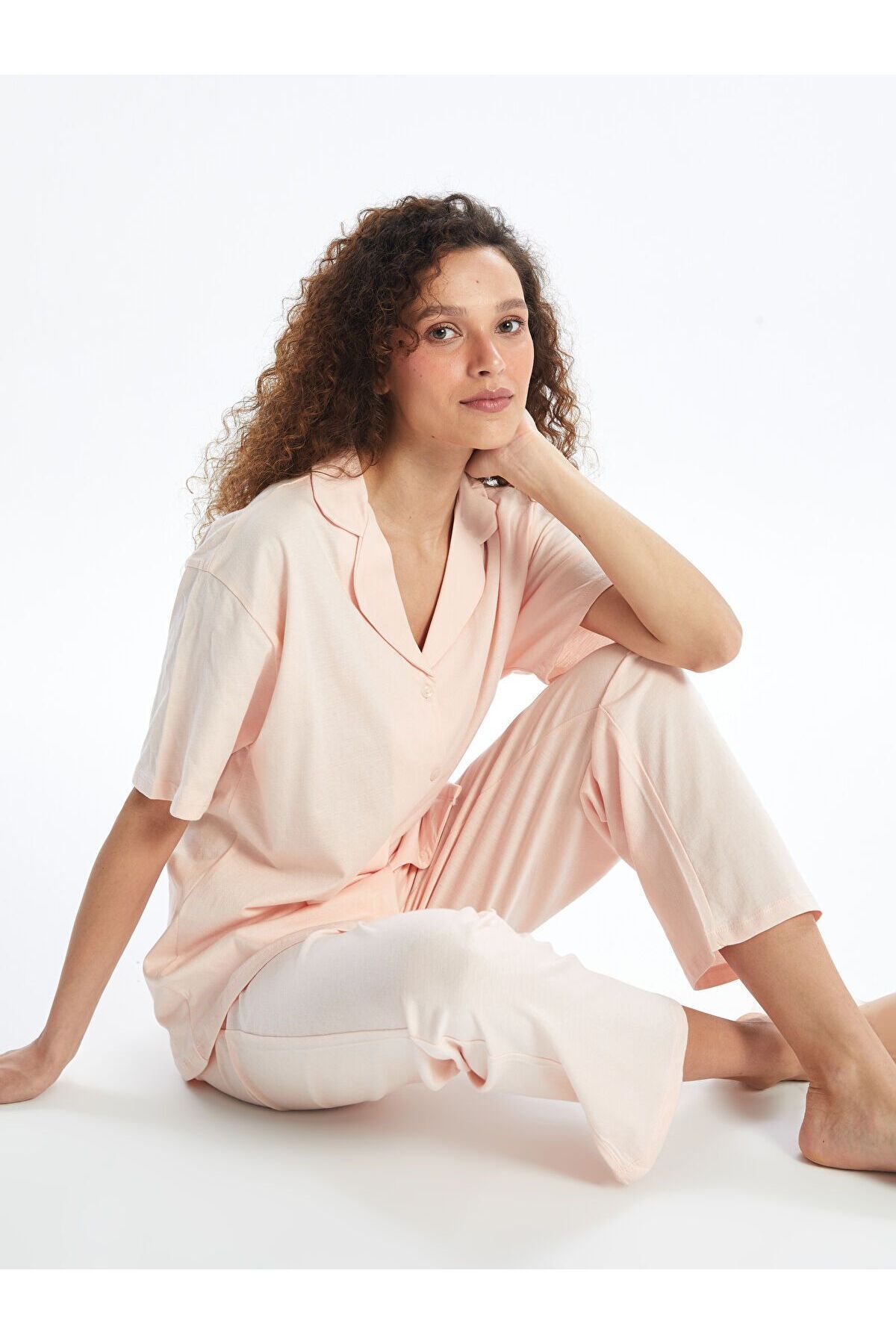 LC Waikiki Gömlek Yaka Düz Kısa Kollu Kadın Pijama Takımı