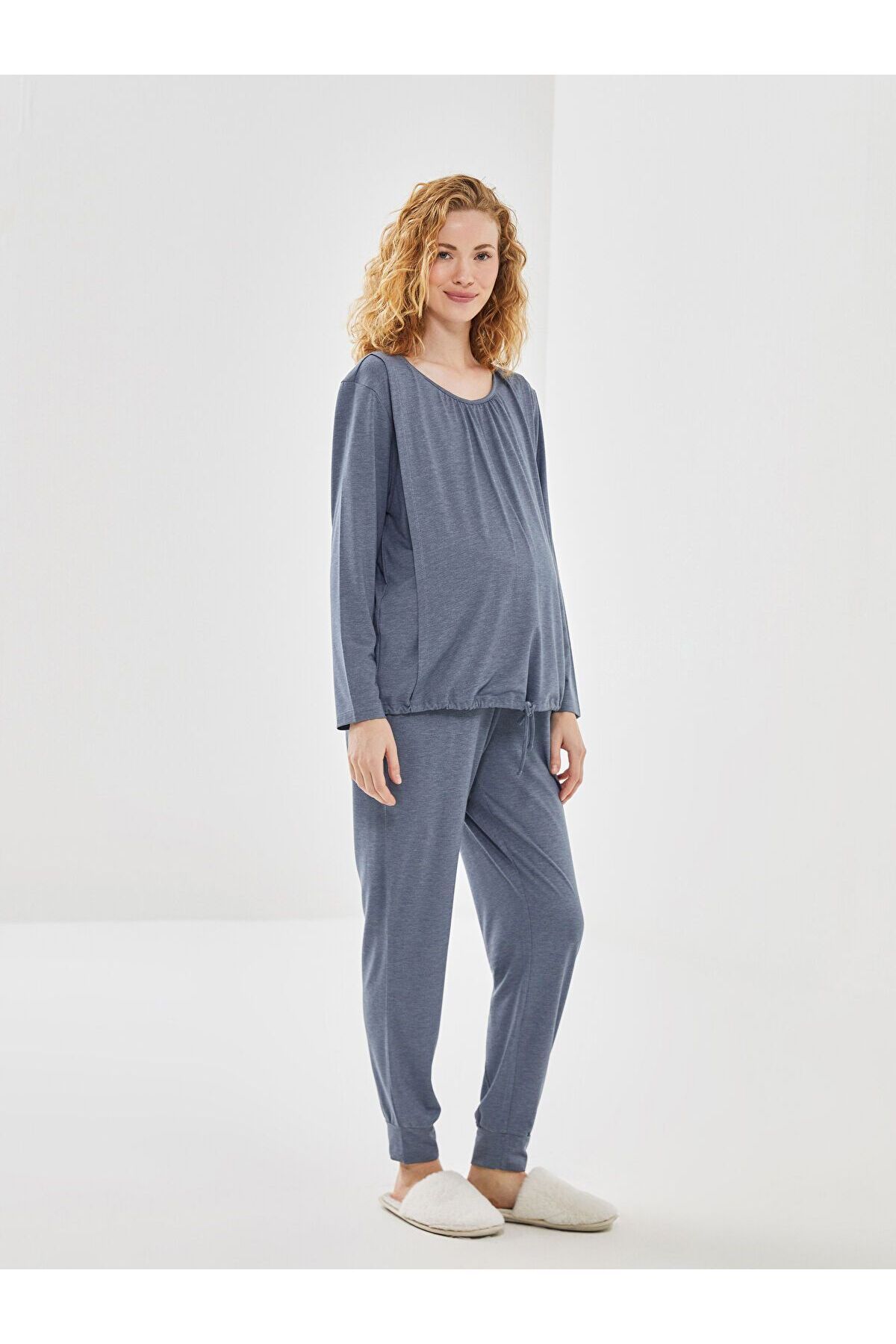 LC Waikiki Bisiklet Yaka Düz Uzun Kollu Hamile Pijama Takımı