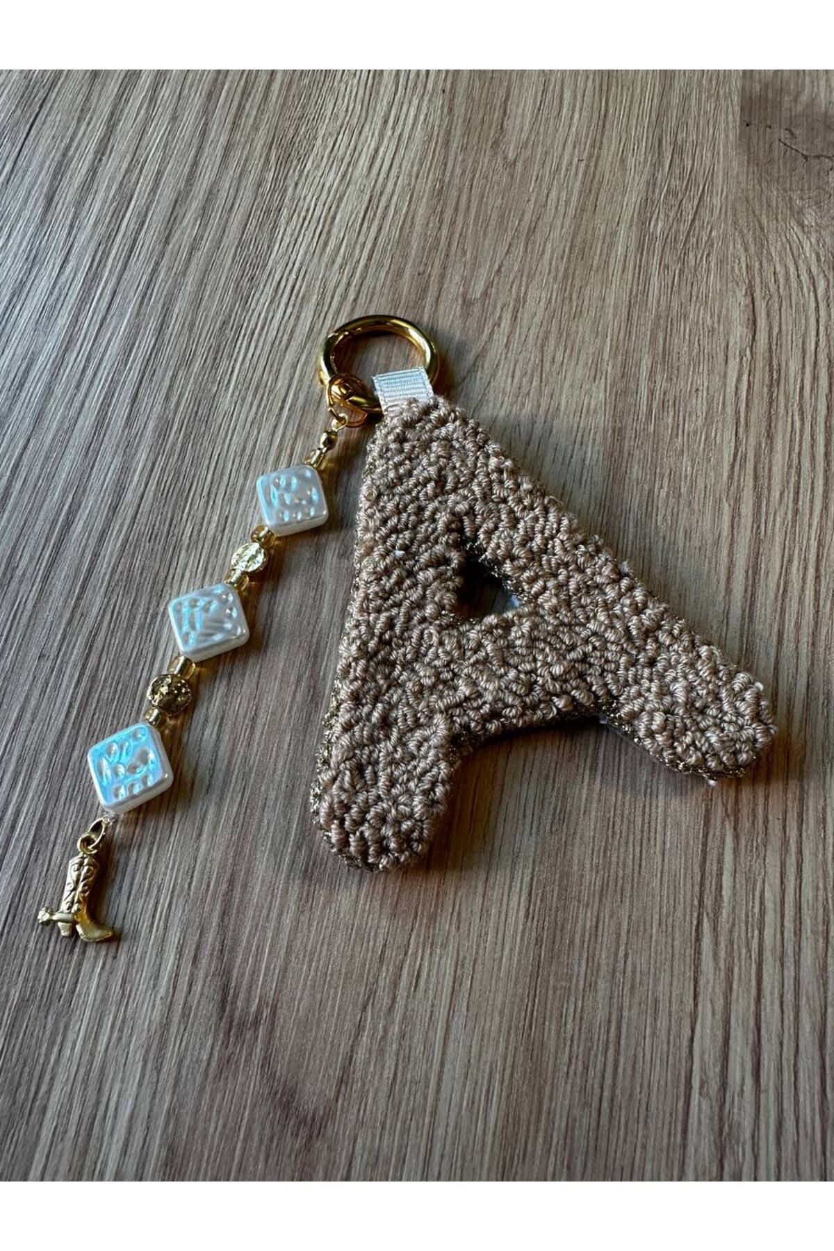 TabaksNMore Kişiselleştirilebilir Harf Çanta Süsü /Anahtarlık İnci Boncuk Kovboy Charm Detaylı