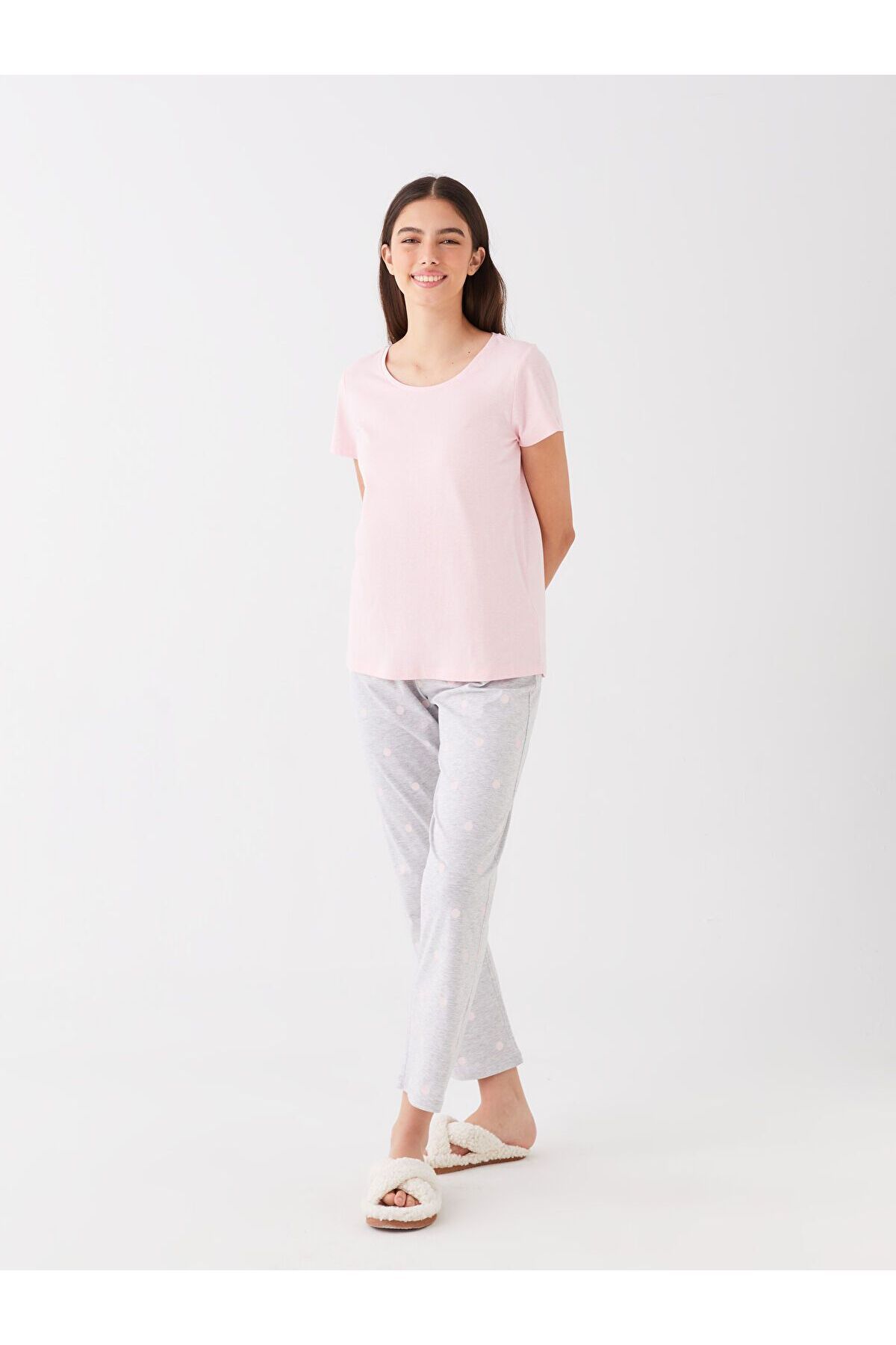 LC Waikiki Bisiklet Yaka Desenli Uzun Kollu Kadın Pijama Takımı
