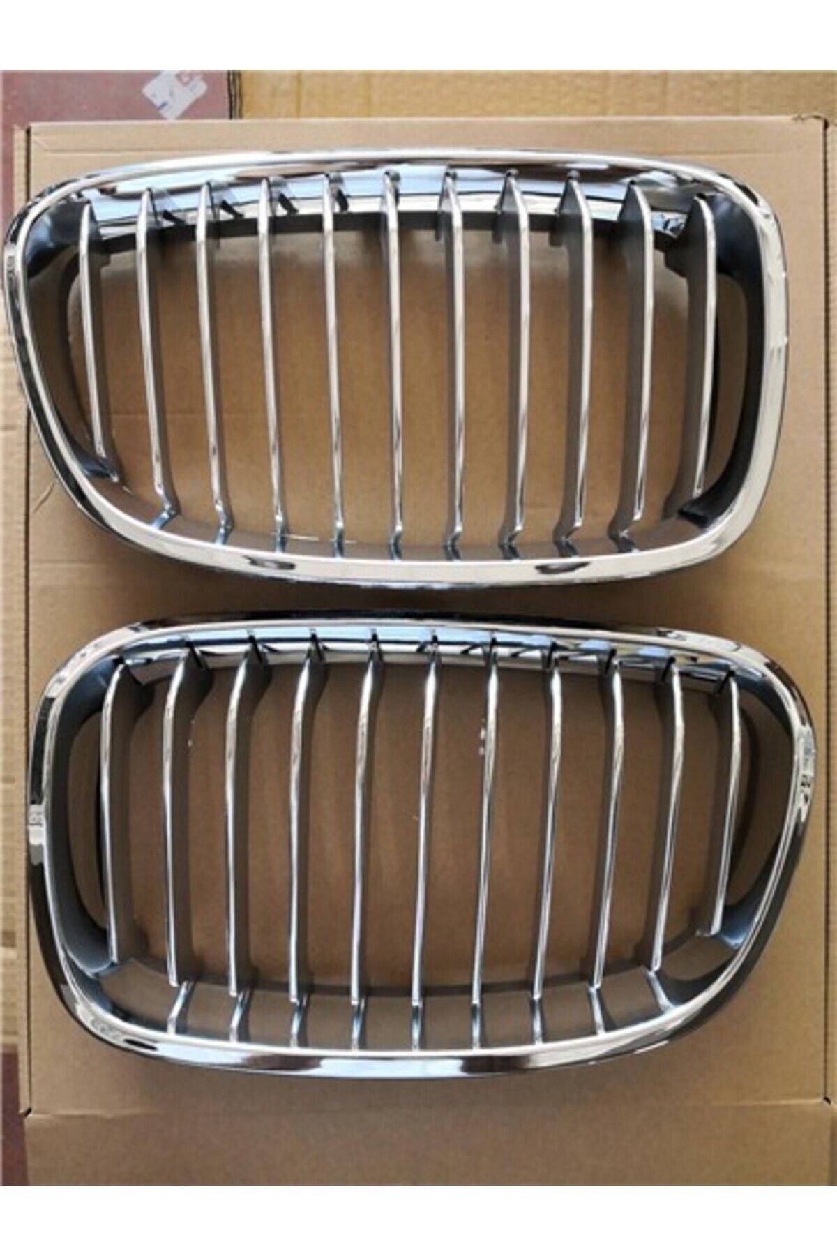 PARCAWORLD ÖN PANJUR BÖBREK KROM-MAT GÜMÜŞ URBAN SET BMW F20 2011-2014 UYUMLU