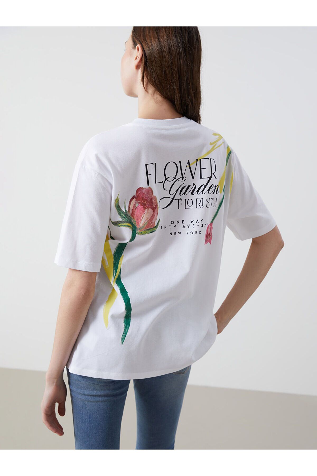 LC Waikiki Bisiklet Yaka Baskılı Oversize Kadın Tişört