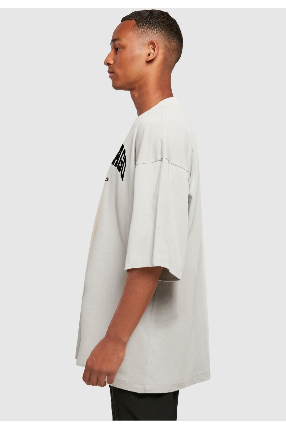 Merchcode-Herren Chicago Wording - Huge Tee 4