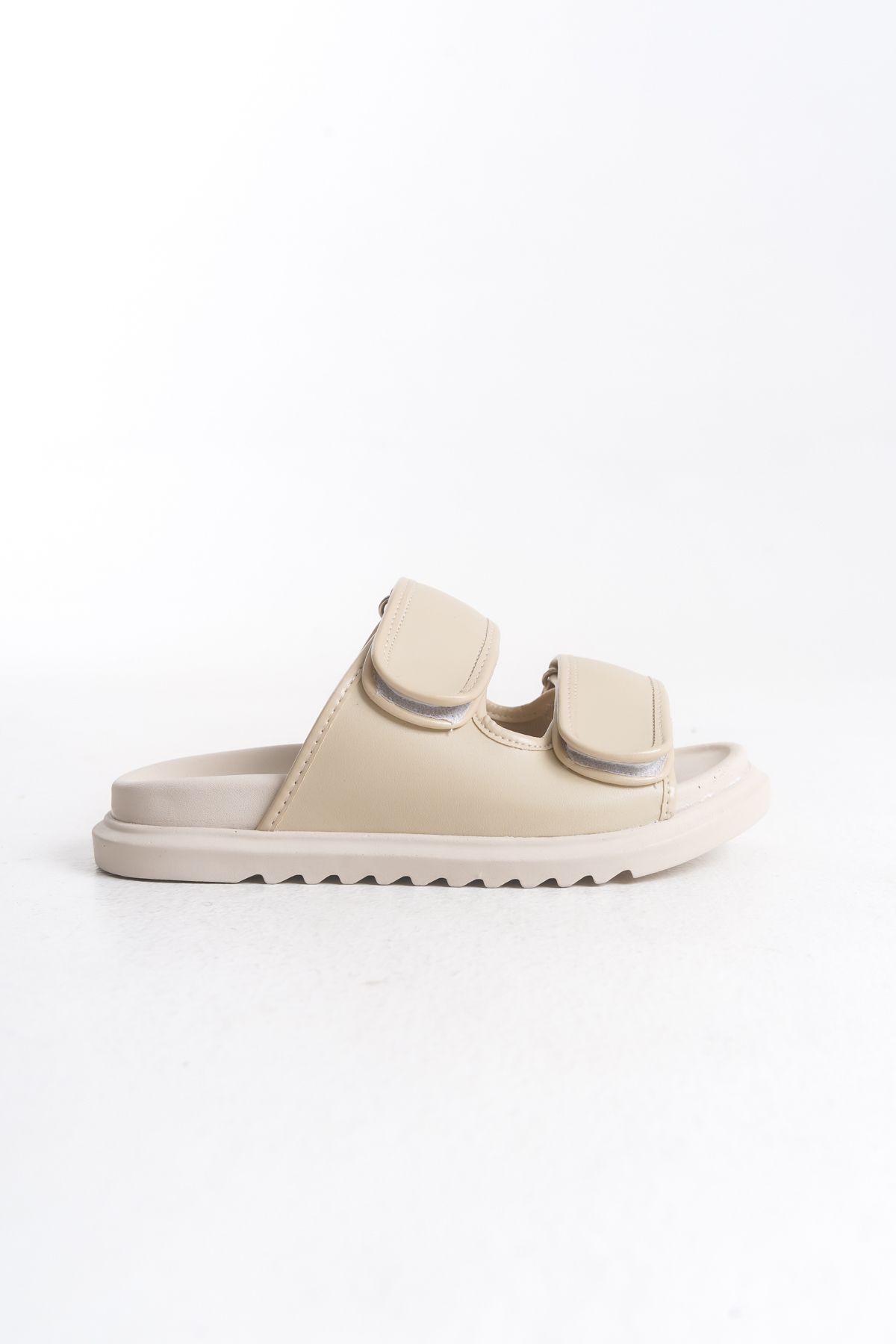 Pofi Shoes Bant Detaylı Alçak Taban Günlük Terlik