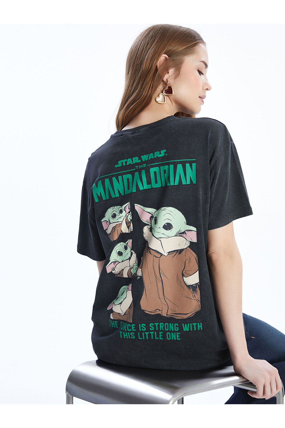 LC Waikiki Bisiklet Yaka The Mandalorian Baskılı Kadın Tişört