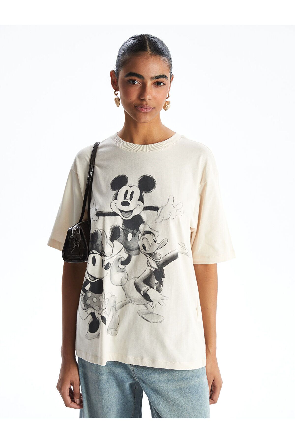 LC Waikiki Bisiklet Yaka Mickey ve Arkadaşları Baskılı Kadın Tişört