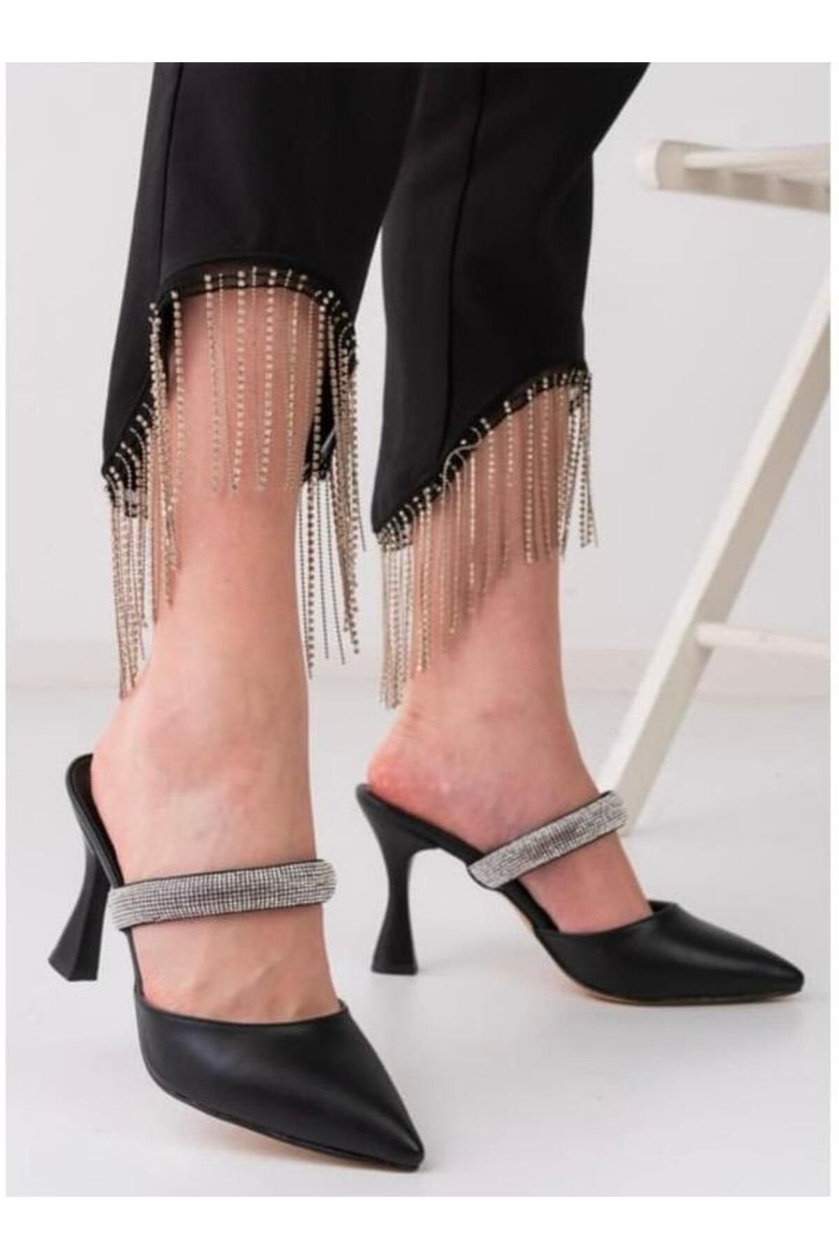 B BİLMEZLER Ayakkabı stiletto terlik taşlı