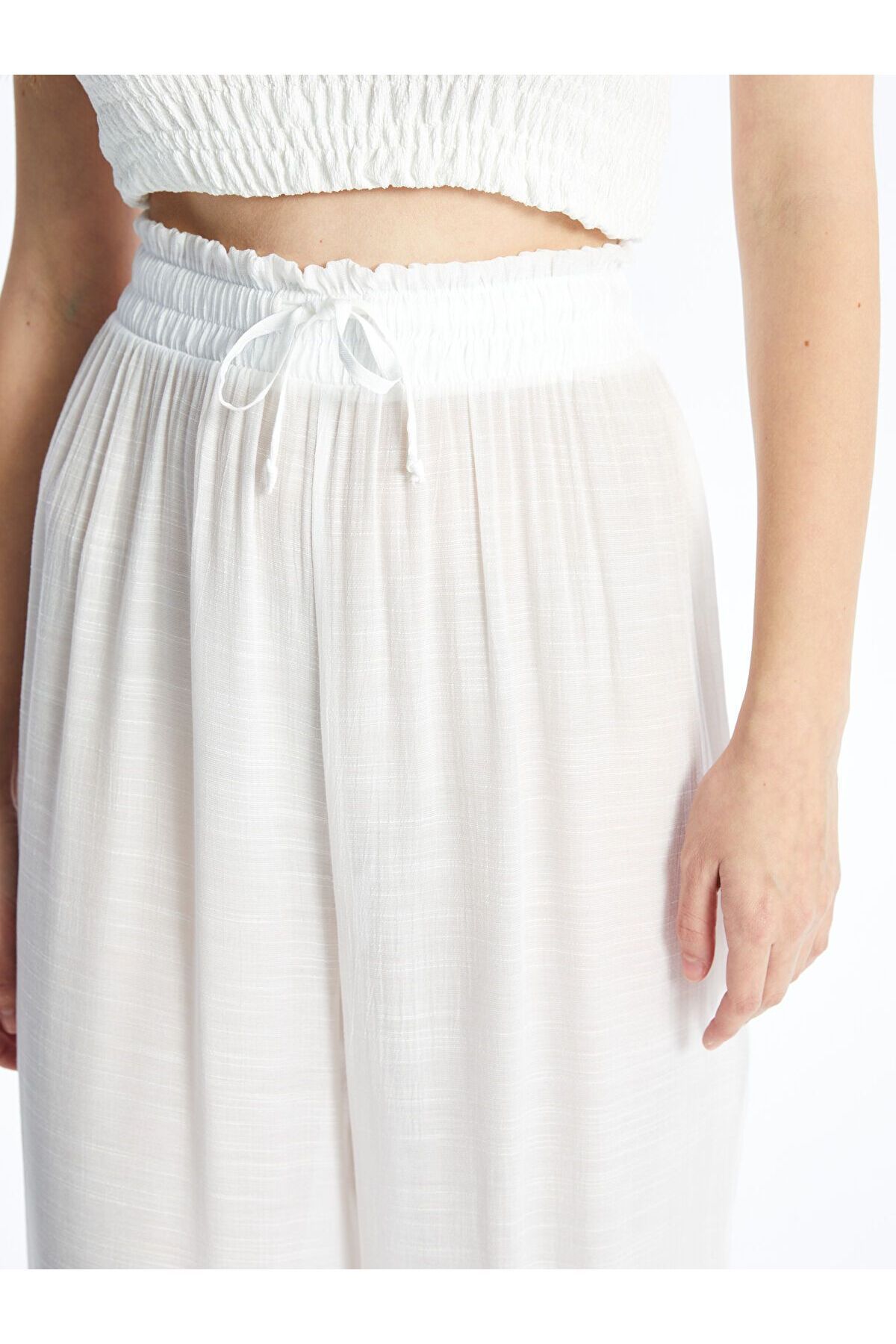 LC Waikiki-Pantaloni de plajă uni pentru femei cu talie elastică 4