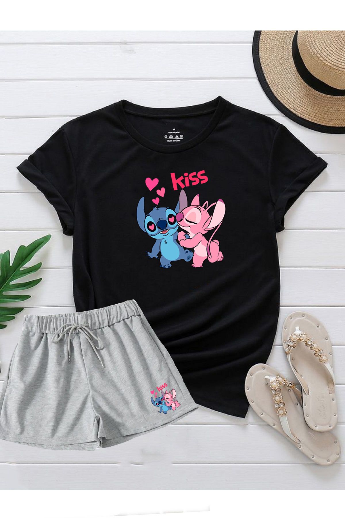 makiteks 2'li Set Düz Renk Kadın Regular Şort ve Tshirt Tişört Lilo Stitch Kiss