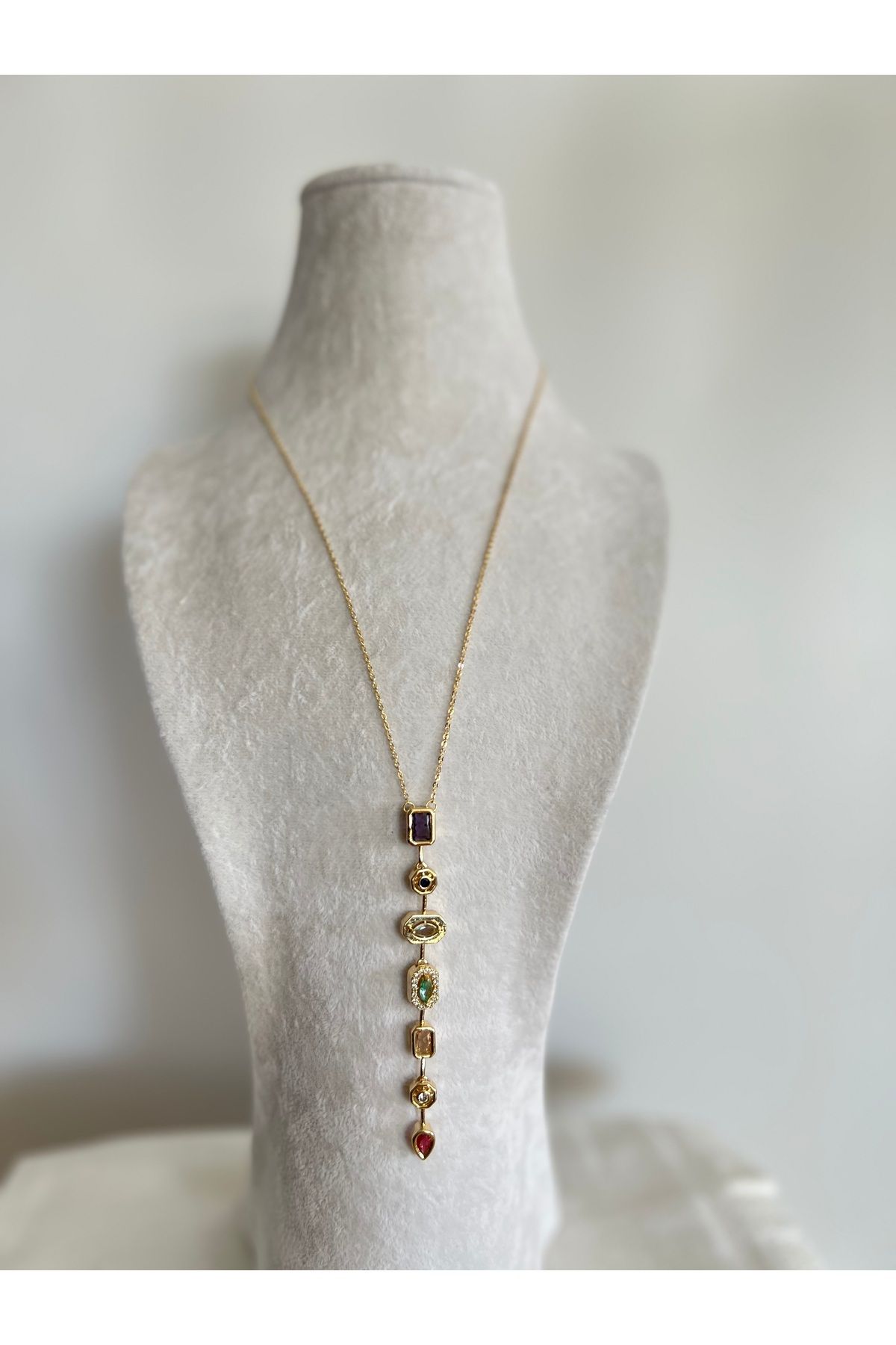 Enki Design Baget Sıralı Taşlı Y Kolye