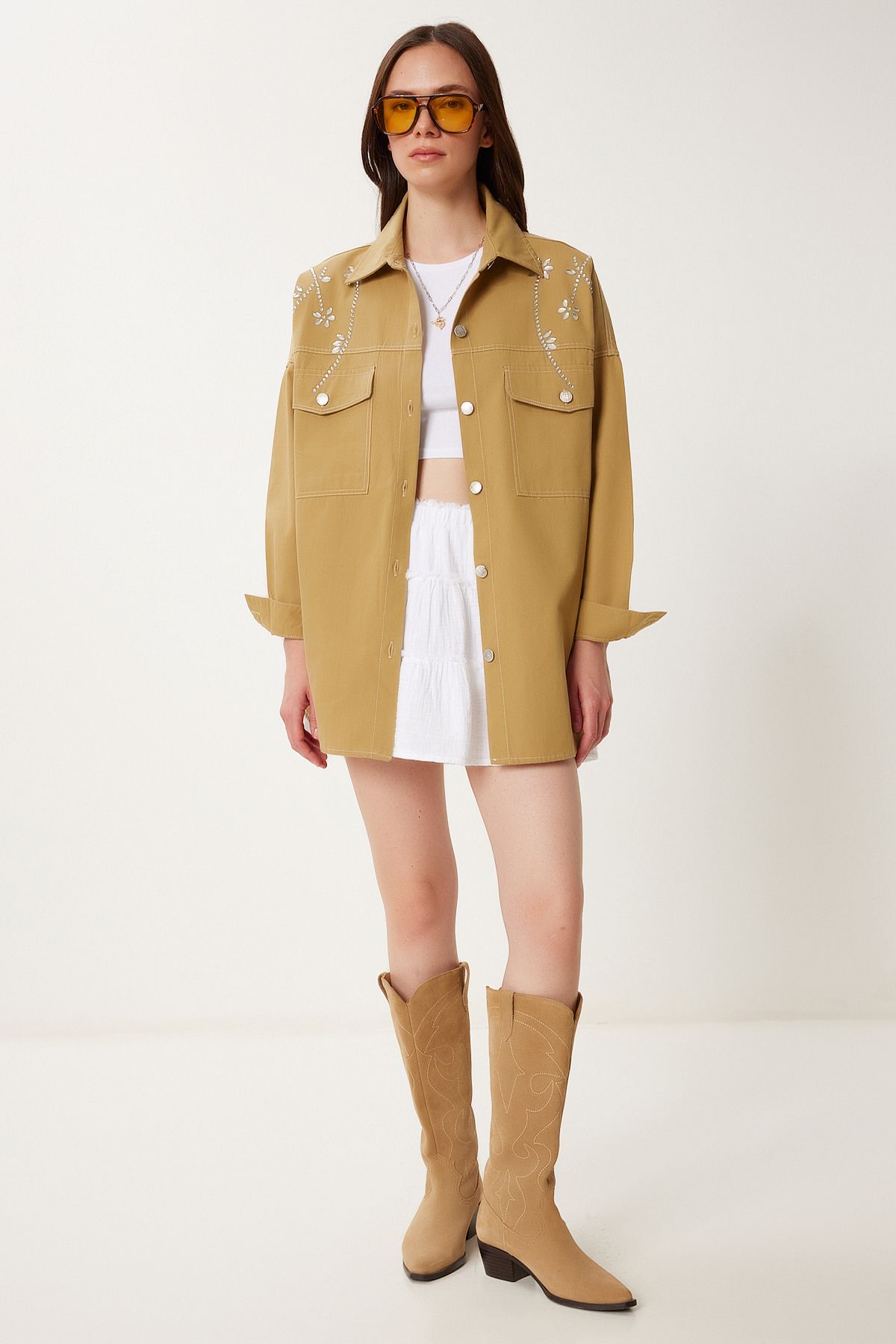 Happiness İstanbul Kadın Zeytin Yeşili Taşlı Oversize Gabardin Gömlek Ceket SA00040