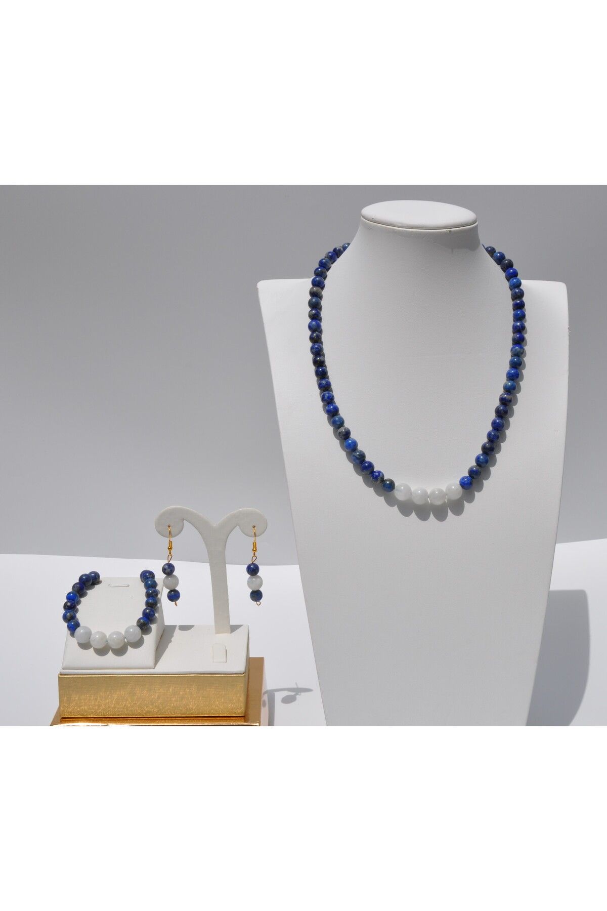 Nilfu Atelier AY TAŞI VE LAPİS LAZULİ DOĞAL TAŞ KOLYE BİLEKLİK KÜPE SETİ