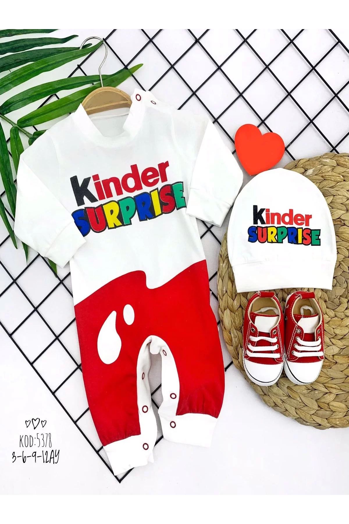 onlinebutik Kinder Surprise Baskılı Çıtçıt Kapamalı Şapkalı 2li Kız Erkek Bebek Tulumu Ekru