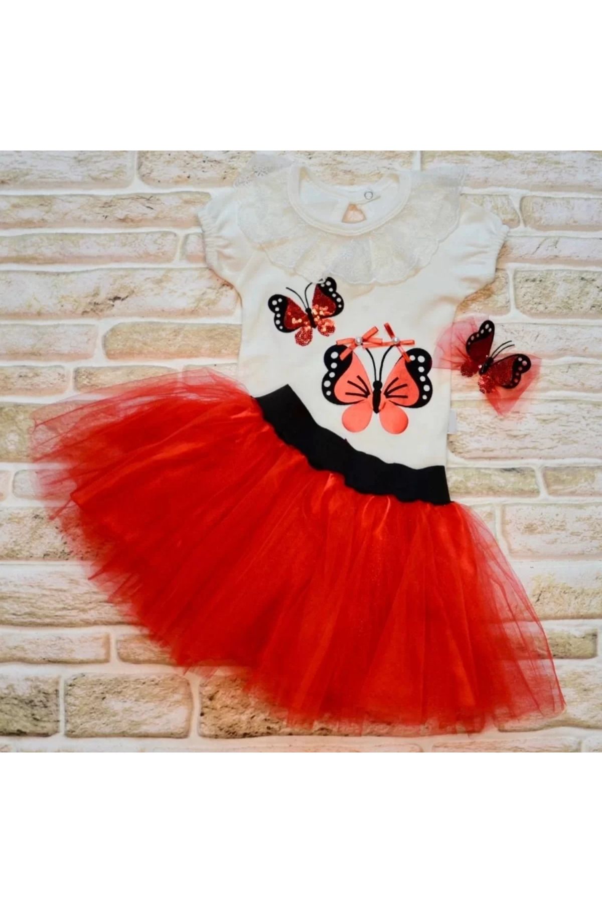 onlinebutik Payetli Kelebek Nakışlı Taçlı Kısa Kollu Tütü Etek 3lü Kız Bebek Takımı