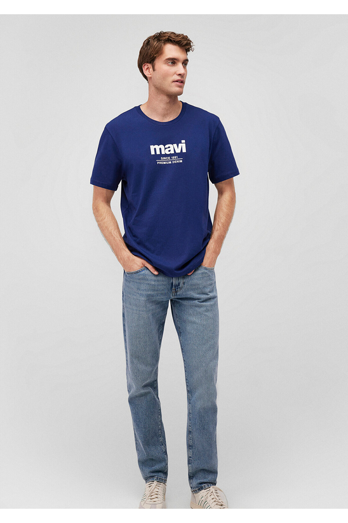 Mavi-Emblémával nyomtatott sötétkék póló Normal Fit / Normal Fit066849-70758 1