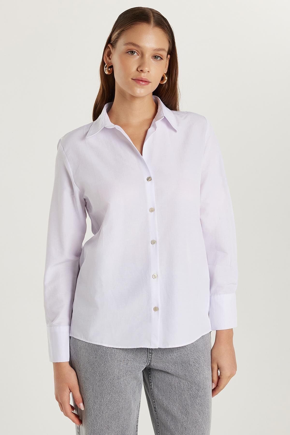 Tudors Kadın Slim Fit Dar Kesim Uzun Kollu Spor Yaka Beyaz Gömlek