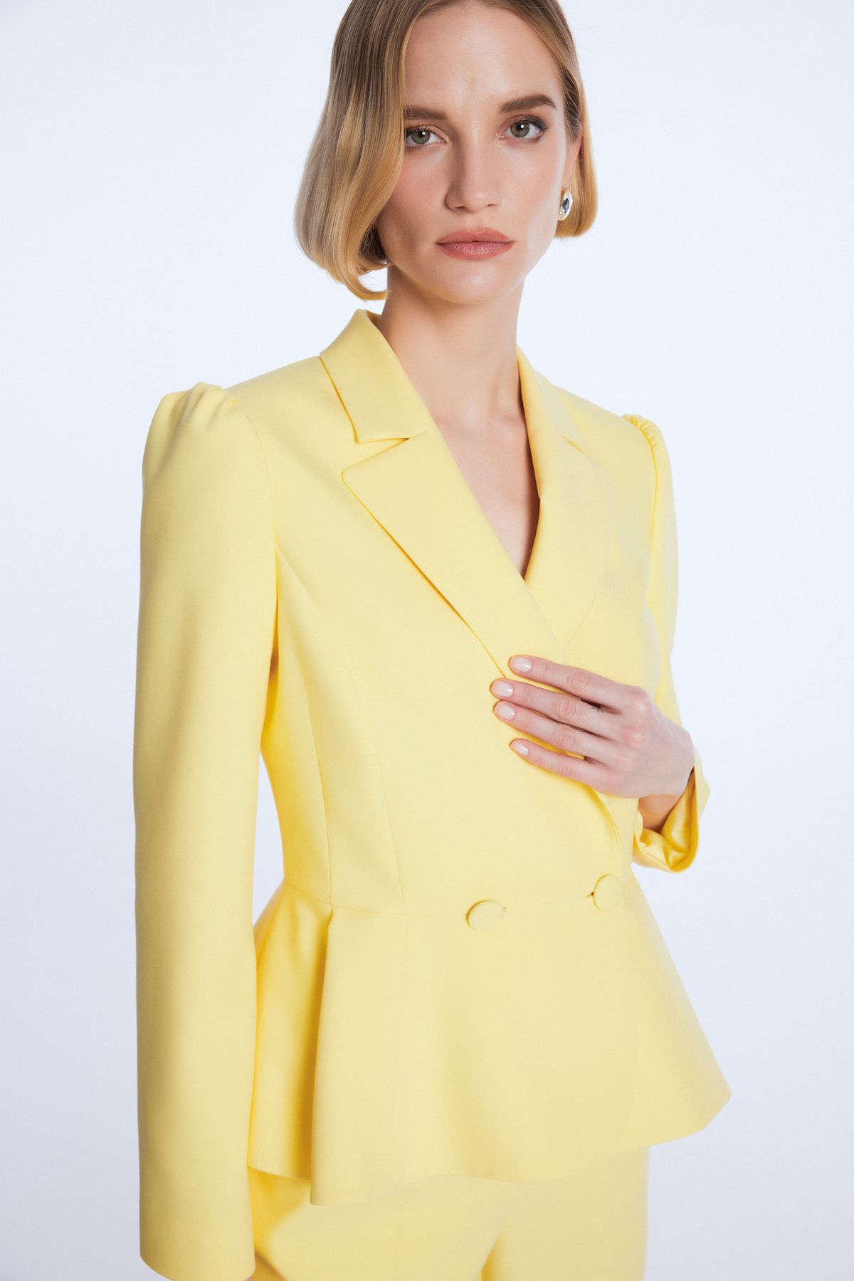 adL Mert Aslan Peplum Ceket