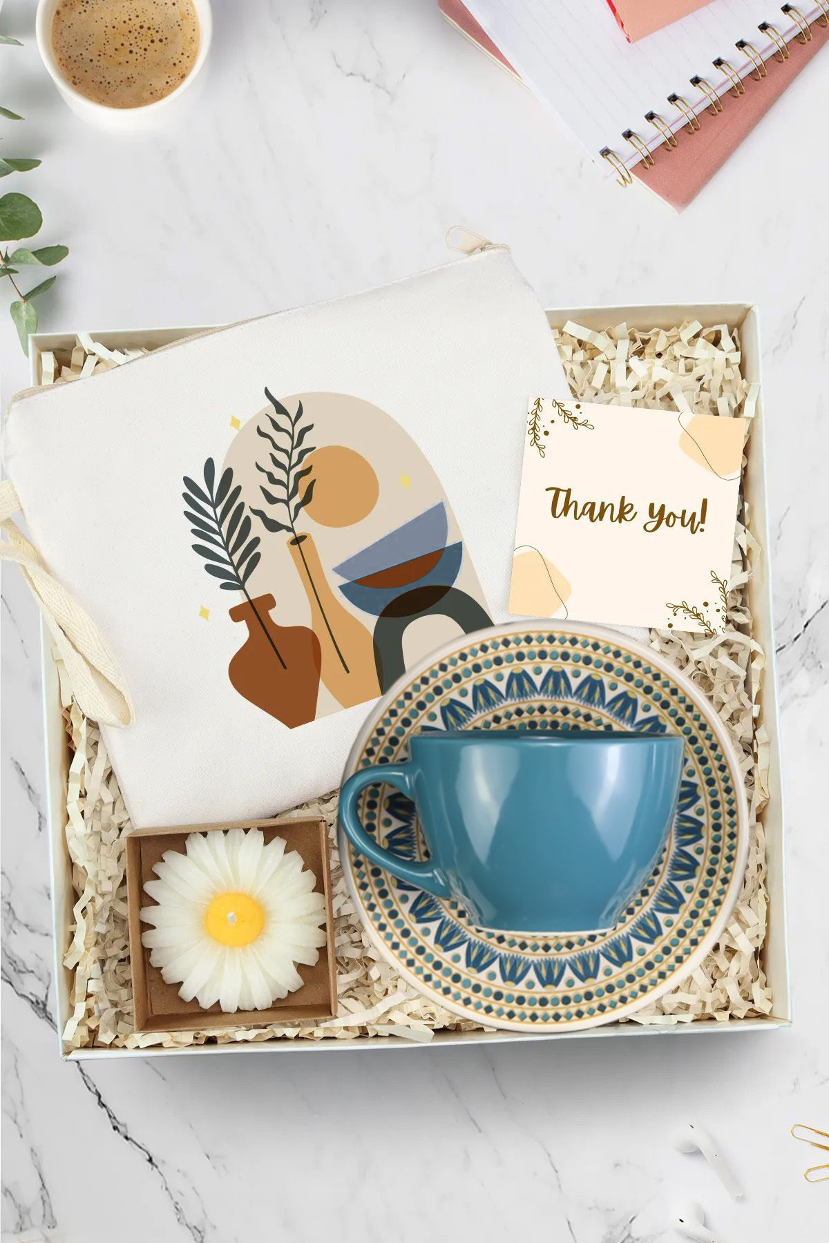 Trendmiya Tasarım Bez El Çantası & Desenli Çay Fincanı & Kraft Kutulu Mum Hediye Seti