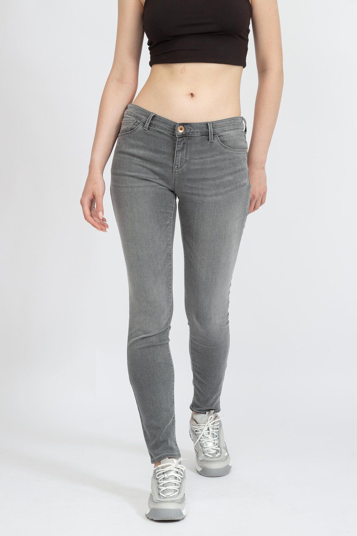 Emporio Armani Kadın Jean Pantolon