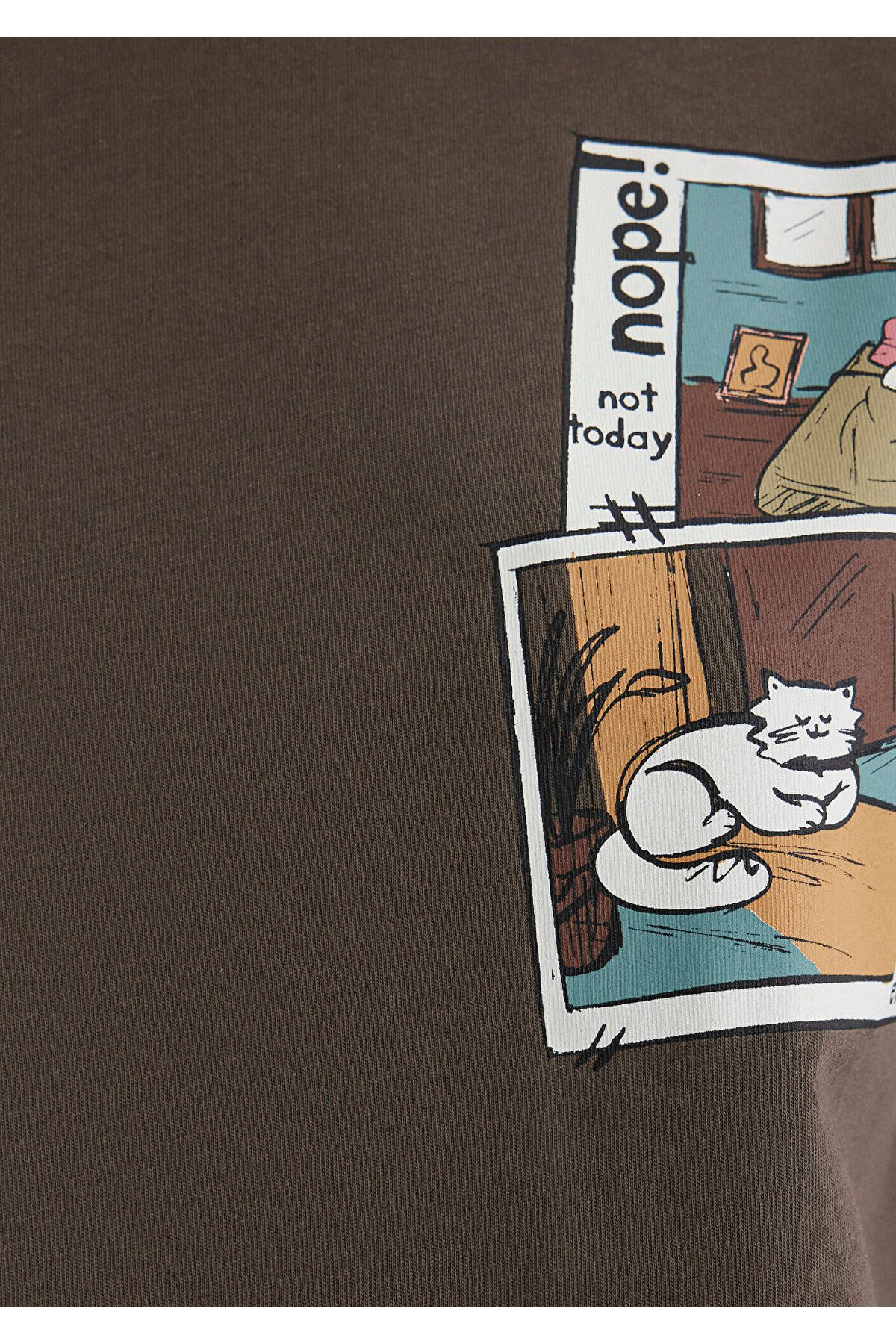Mavi-Braunes T-Shirt mit Katzenmuster, halbschmale Passform 1613200 -81959 6
