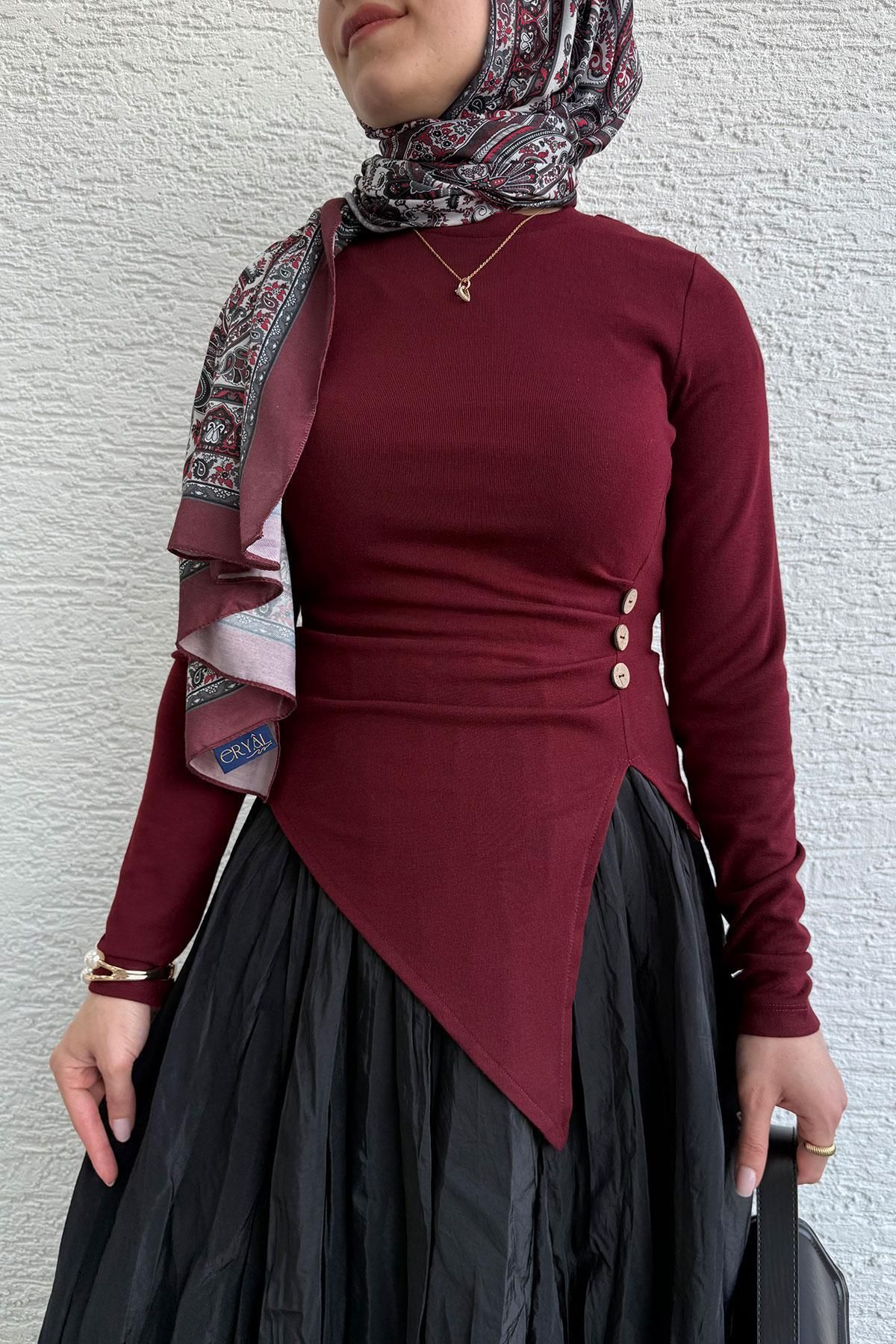 MELEK ARAZ Asimetrik Kesim 3 Düğmeli Bluz-Bordo