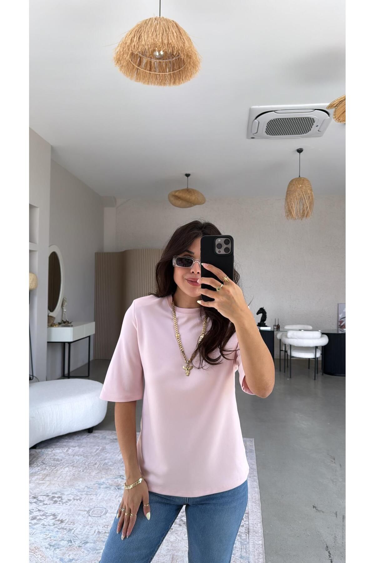 Buket Teke Pembe Massi Vatkalı Tshirt