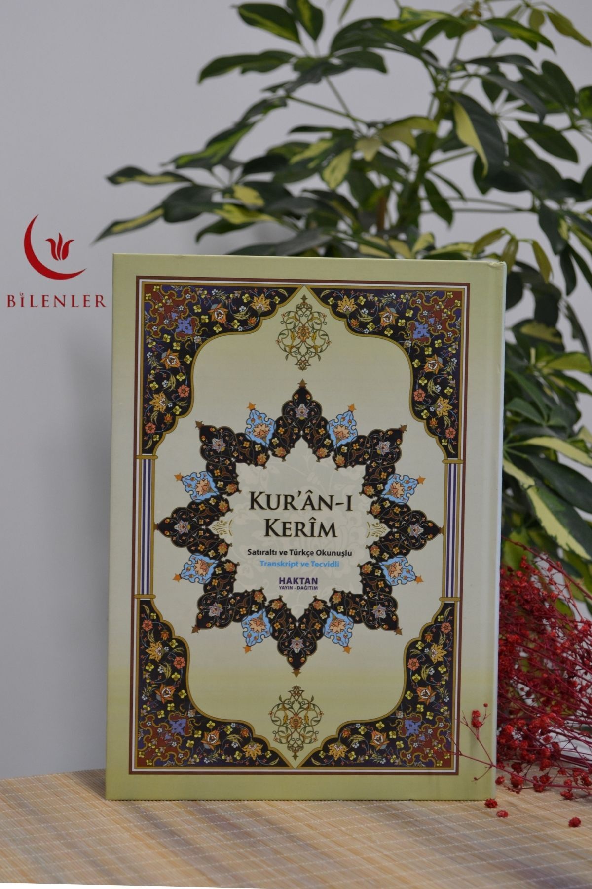 Haktan Yayın Dağıtım TRANSKRİPT VE TECVİDLİ KUR’AN-I KERİM RAHLE BOY