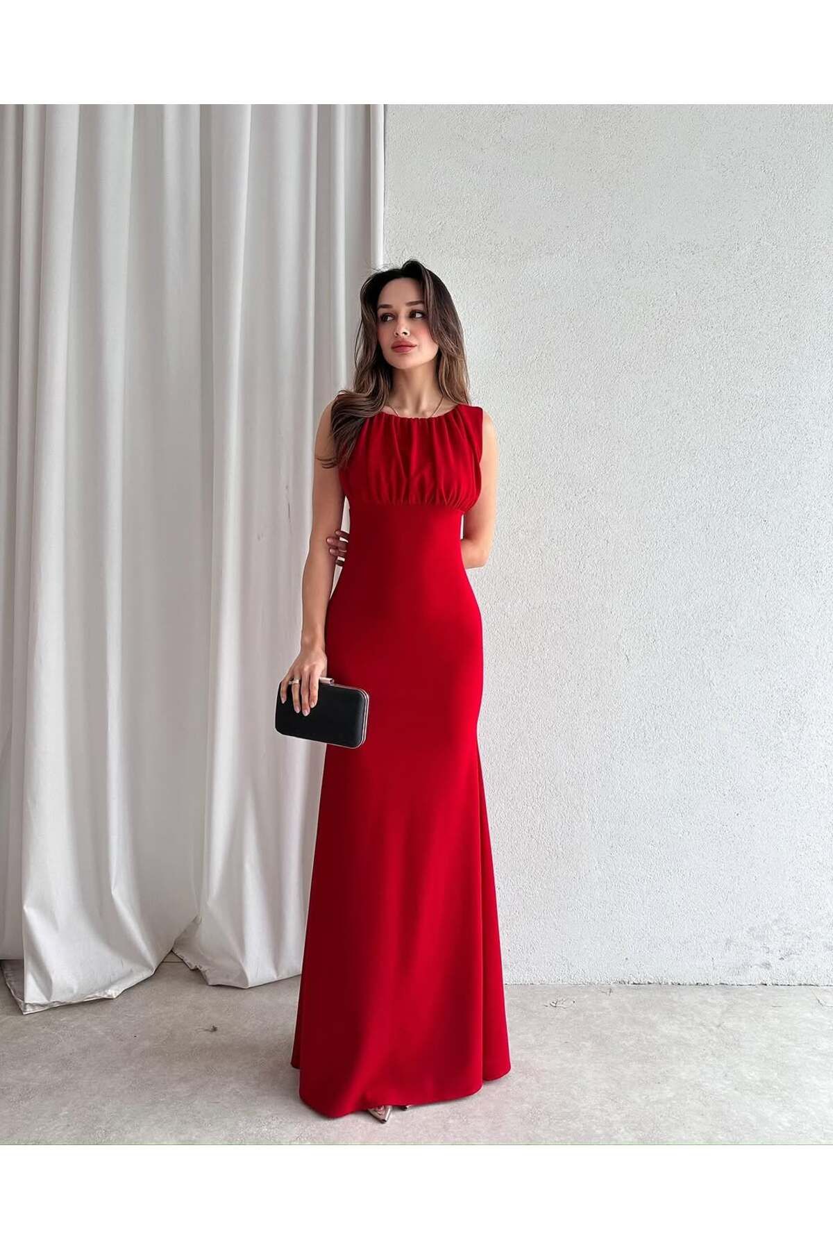 Arin Uzun Kırmızı Balık Abiye Elbise