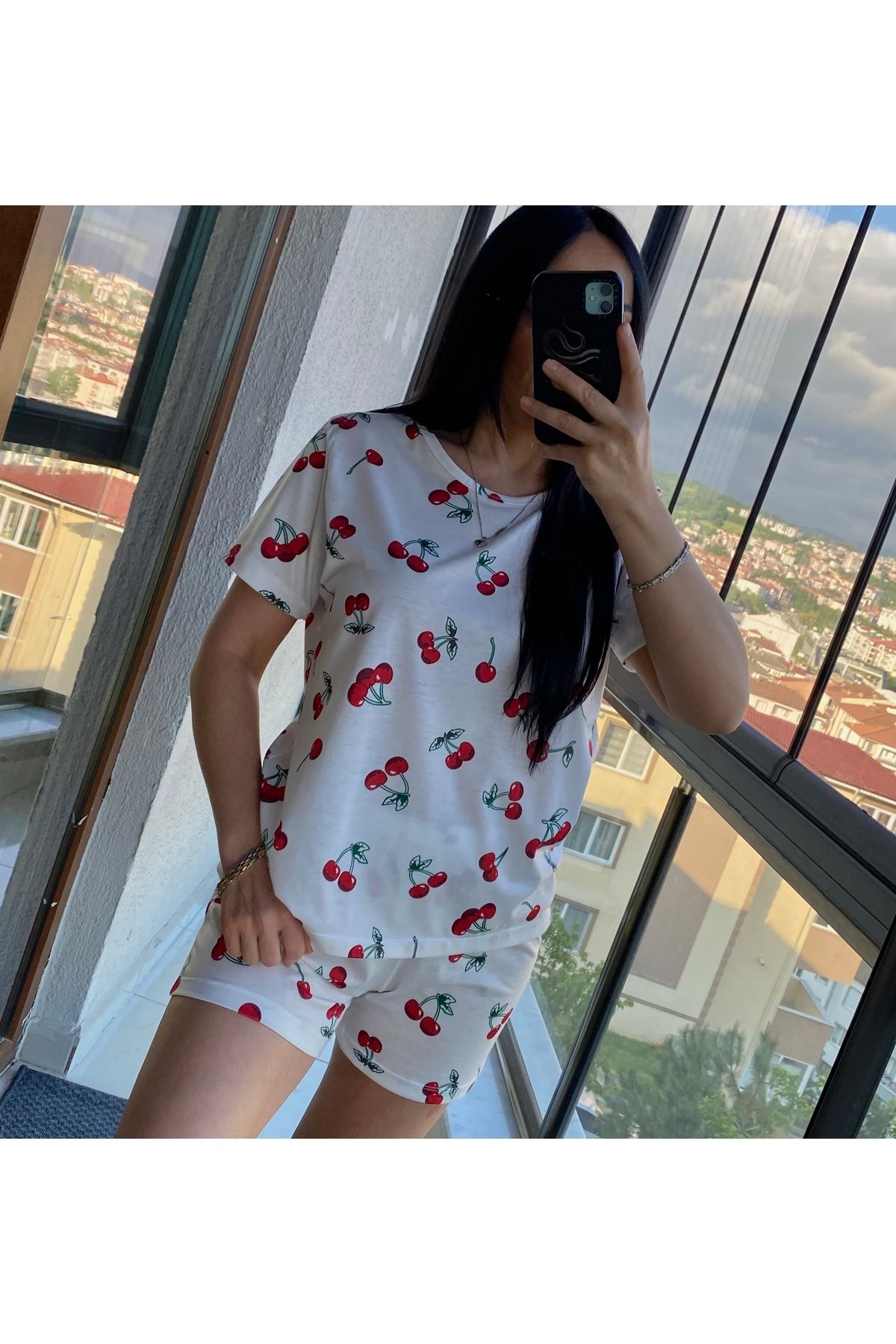 noir boutique KİRAZLI ŞORTLU PİJAMA TAKIM