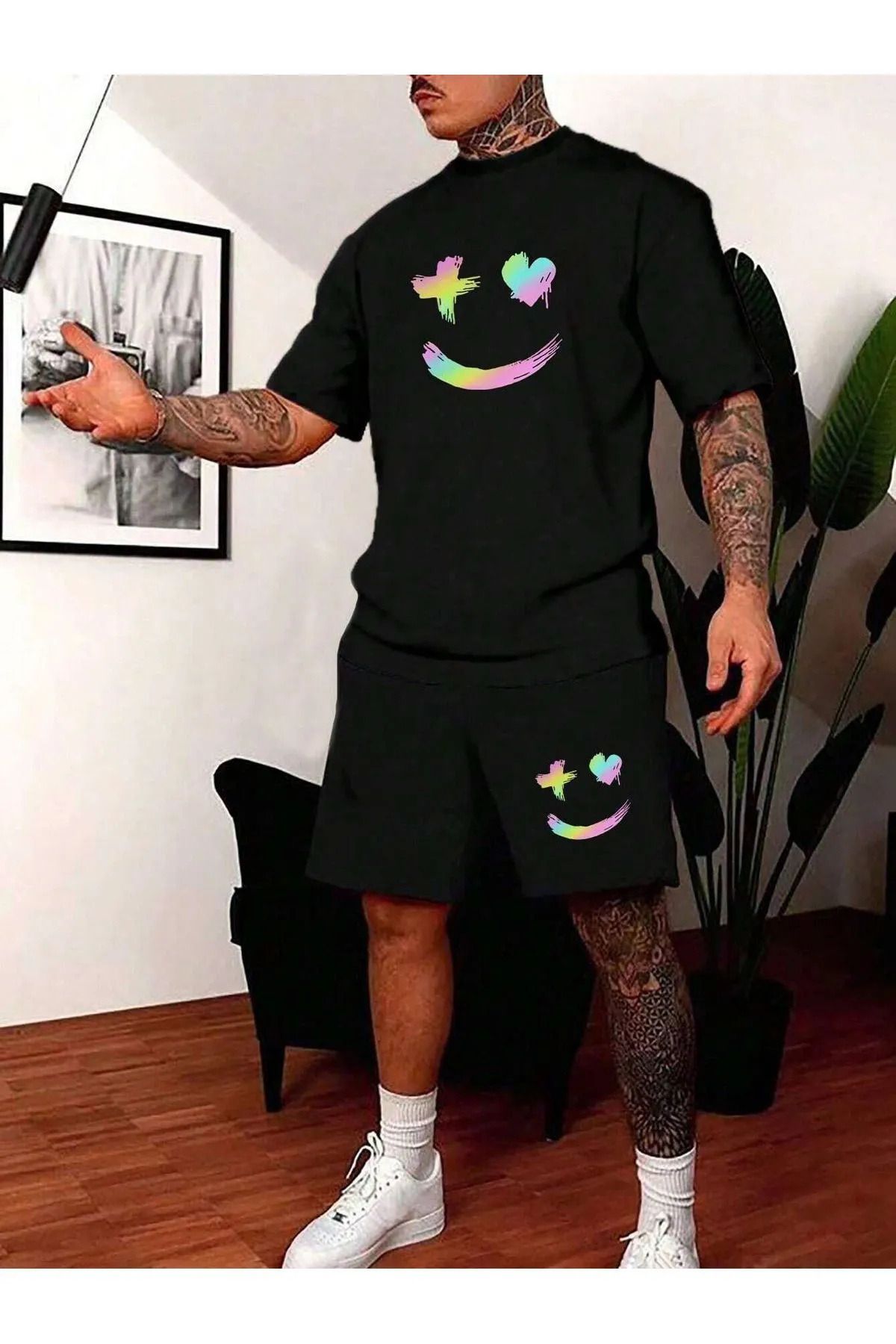 DESCARTES Renkli X Kalp Yüz T-Shirt Şort - Siyah Alt Üst Takım Şort Tişört Kombin Baskılı Bisiklet Yaka
