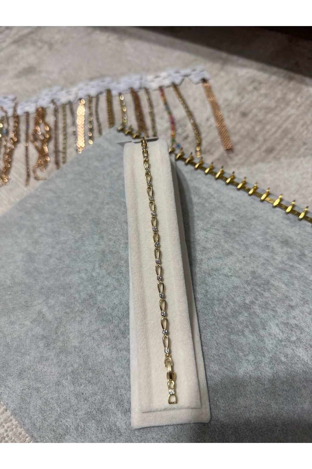 XUPING JEWELRY KADIN 18K ÇELİK PASLANMAZ KARARMAZ BİLEKLİK