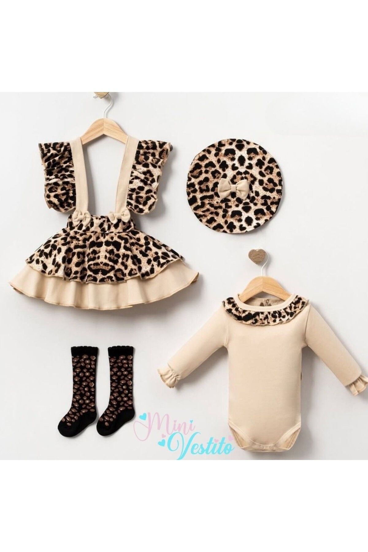 MiniVestito Angelino Leopar Desenli Şapkalı 4 Parça Takım
