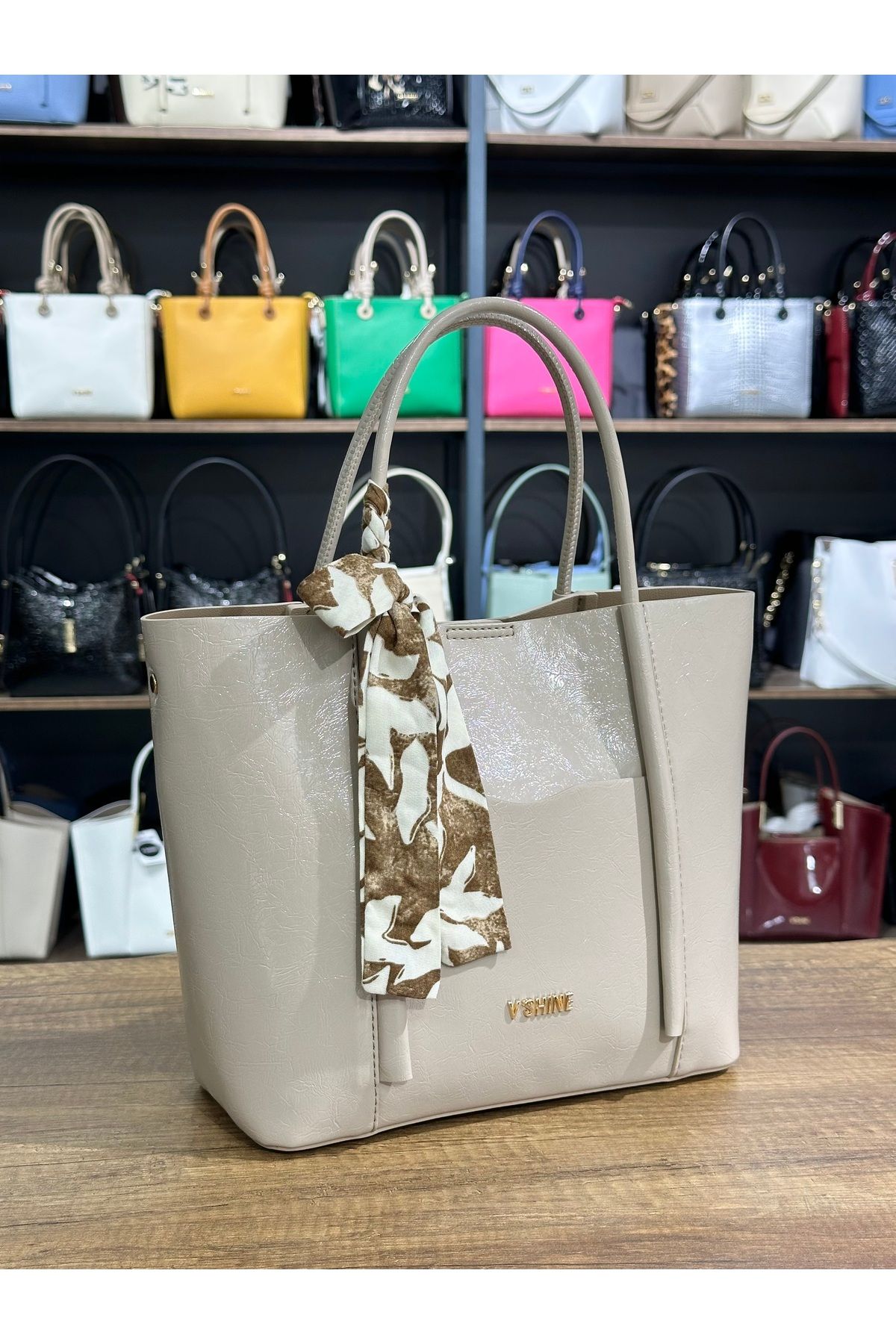 VICTORIA SHINE SARMA SAPLI BÜYÜK BOY ÇANTA 3096 K.BEJ ZEYNA