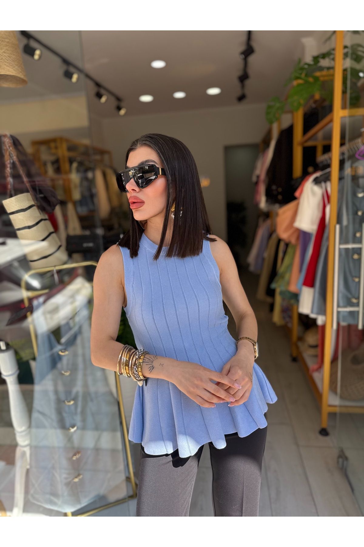 GÜLCİCİ MAVI BISIKLET YAKA VOLANLI TRIKO BLUZ