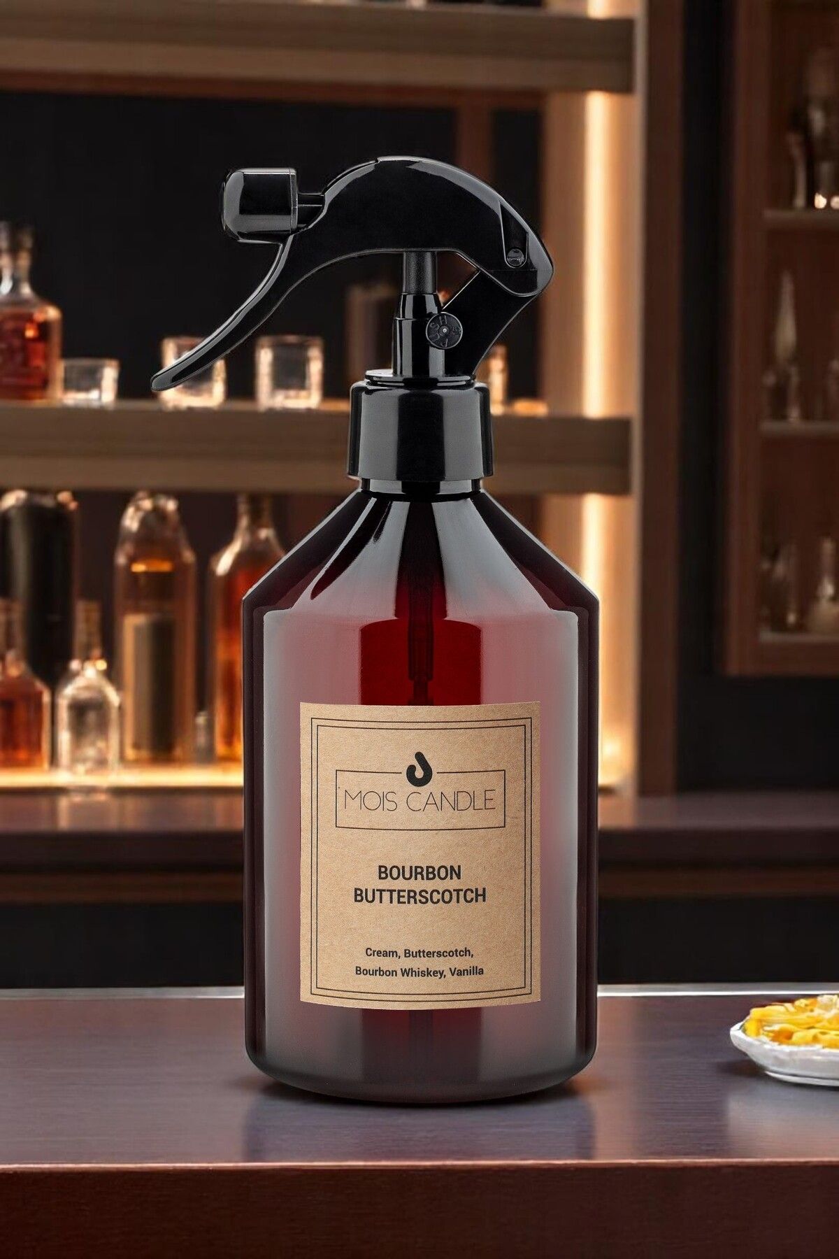 Mois Candle Bourbon Butterscotch Kokulu Oda ve Kumaş Spreyi – Kalıcı Oda Kokusu
