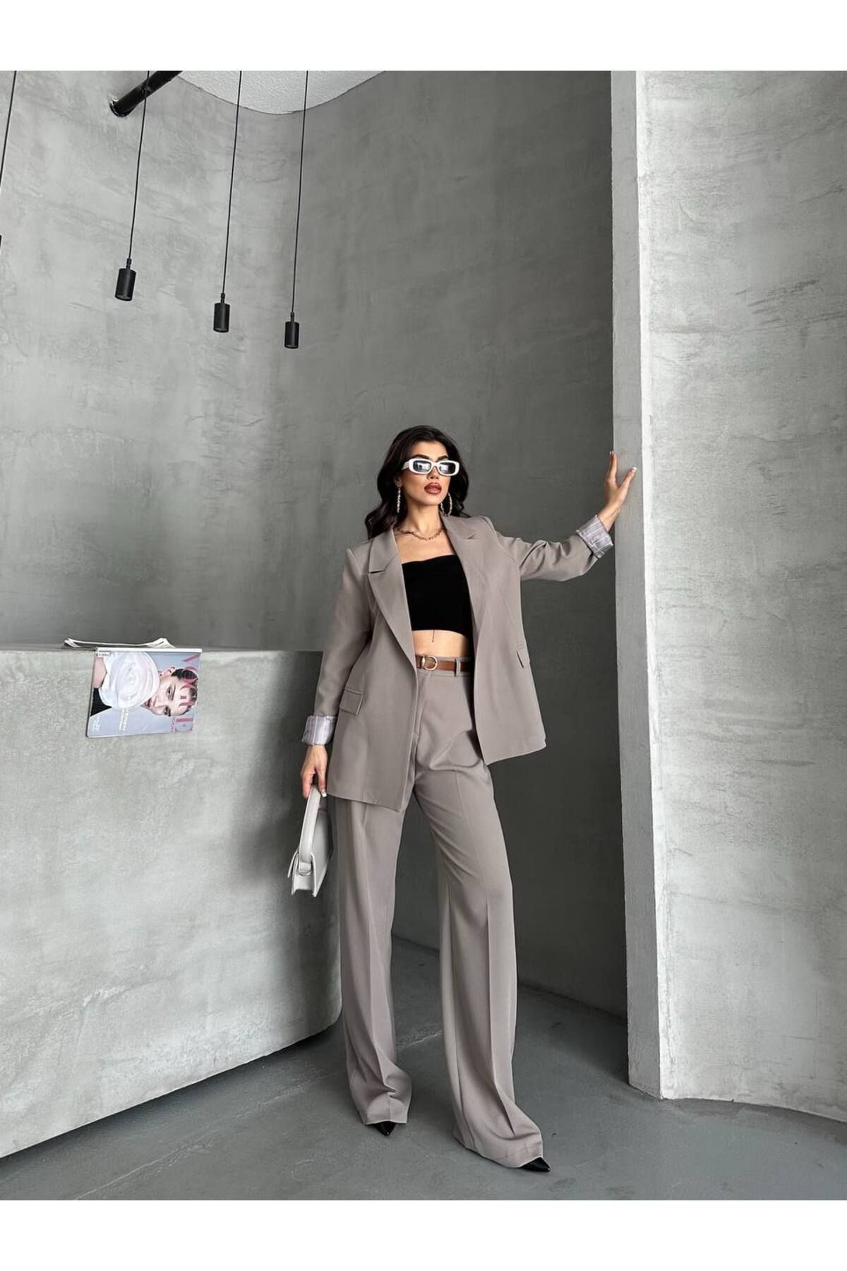 Moda İkra blazer ceket pantolon kemerli takım