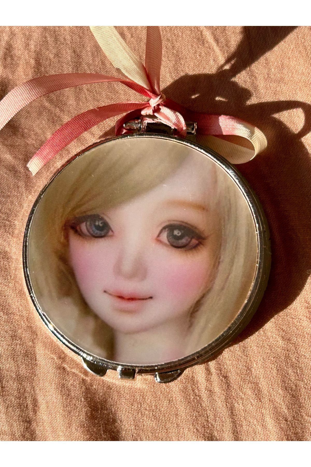 merccuri crafts blythe dolls kurdeleli çanta ve makyaj aynası coquette (3d resimli, gözleri değişiyor!) - blossom