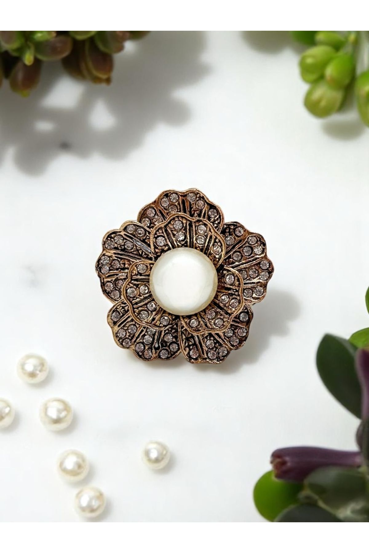 FUYA JEWELLERY İnci Detaylı Taşlı Çiçek Broş