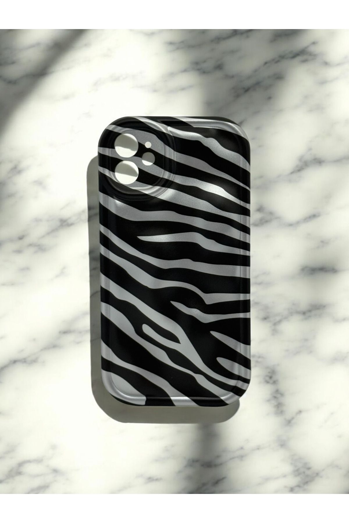 DUBİGOLD İPHONE 11 UYUMLU ZEBRA DESENLİ DALGALI KILIF
