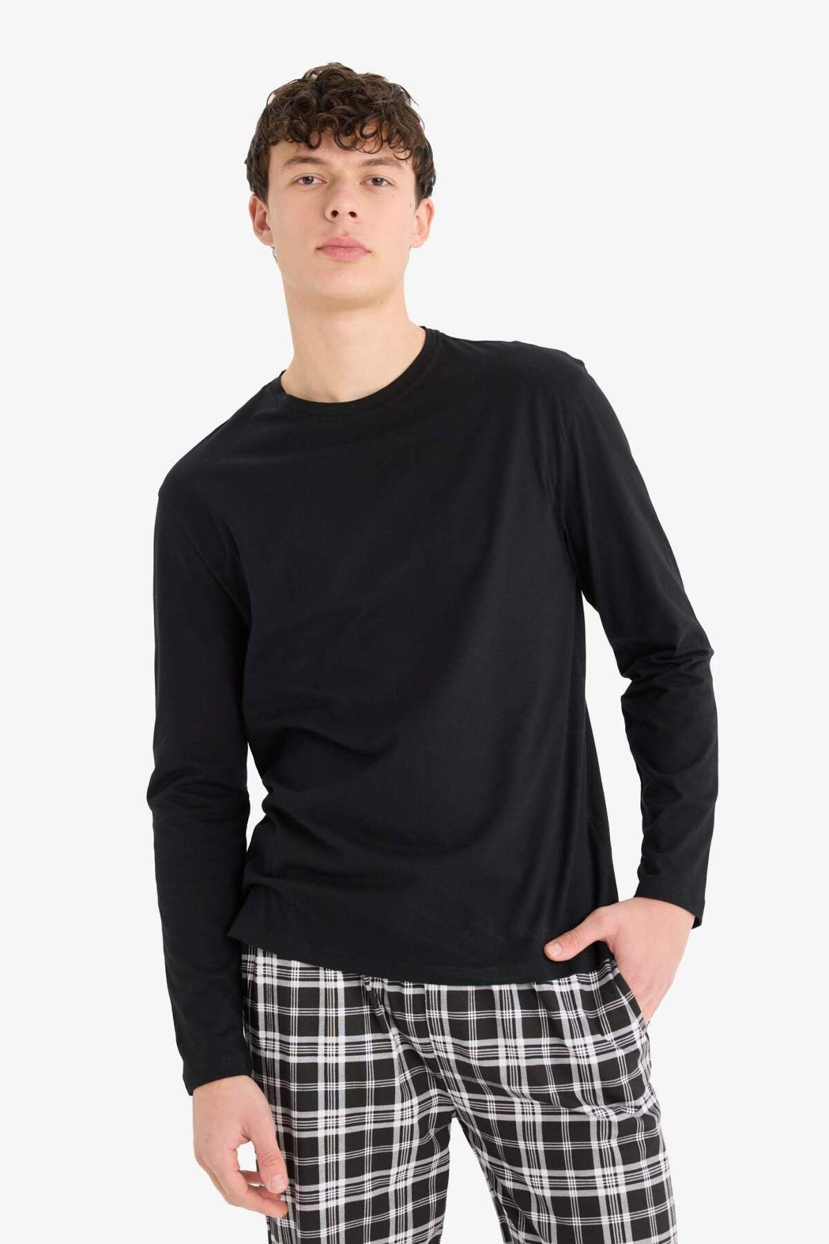 DeFacto-Regular Fit Pajama Set Long Sleeve Top Elastic Waist Checked Bottom E0510Ax25Sp 3