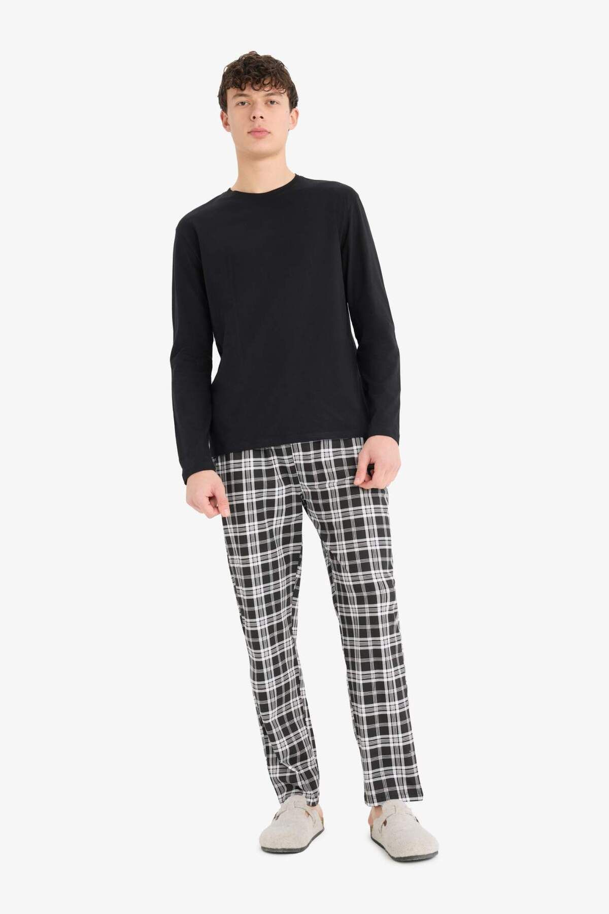 DeFacto-Regular Fit Pajama Set Long Sleeve Top Elastic Waist Checked Bottom E0510Ax25Sp 2