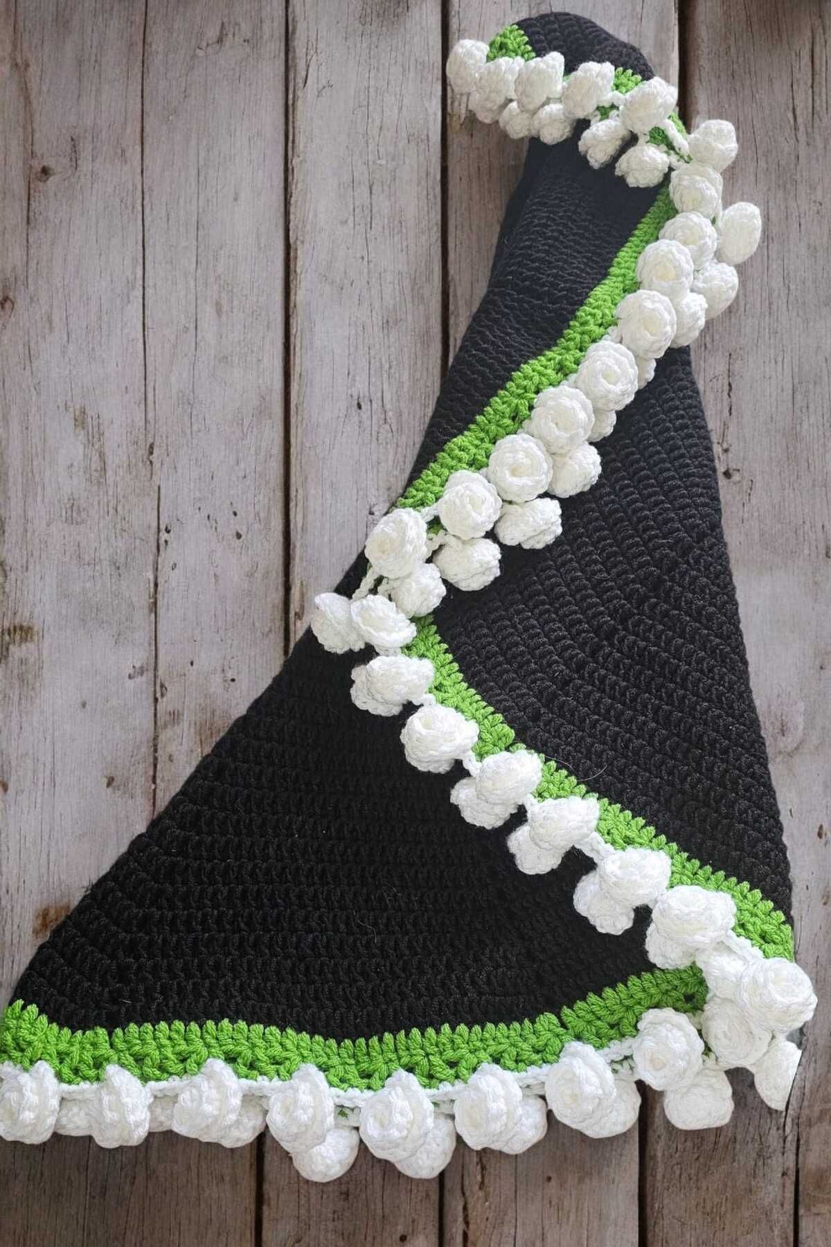 Örgü Sanatı DilekÇak Gründl Cotton Alman Bambusu Çiçek Buketi, 105 cm 64 Adet Çiçekli Battaniye, Buket Battaniye. Şal