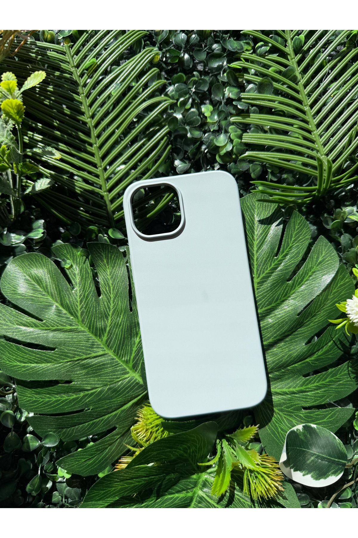 GeLi iPhone 15 Uyumlu Gri Esnek Dayanıklı Silikon İçi Kadife Kılıf