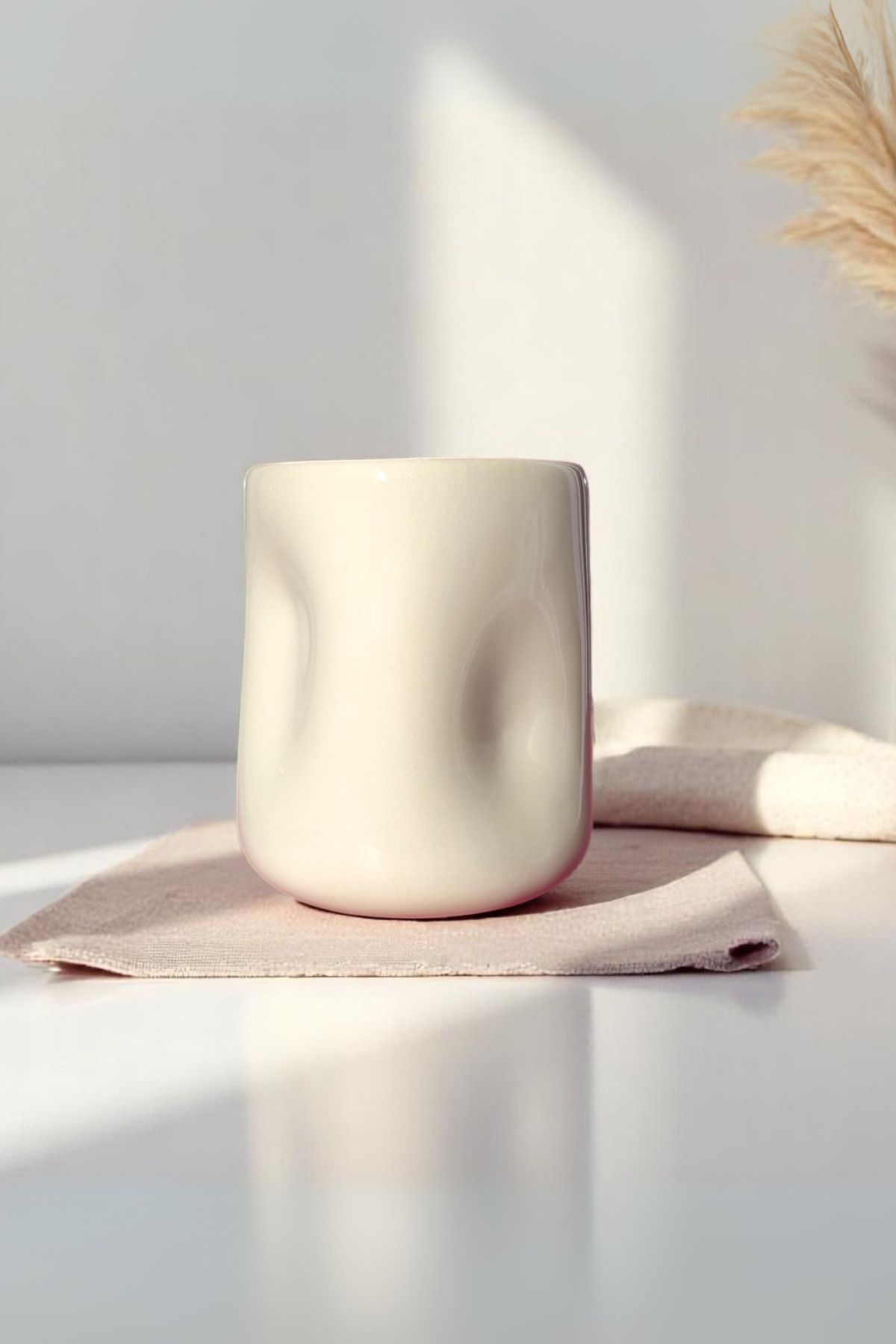 YUUGI CERAMIC Açık sarı Amorf Soğuk Kahve Kupası | El Yapımı Seramik Iced Coffee Mug 300 ml