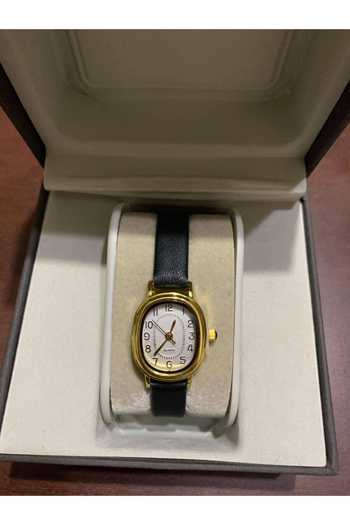 QUARTZ Retro Minimal Vintage Deri Kordon Altın Renk Kadın Kol Saati