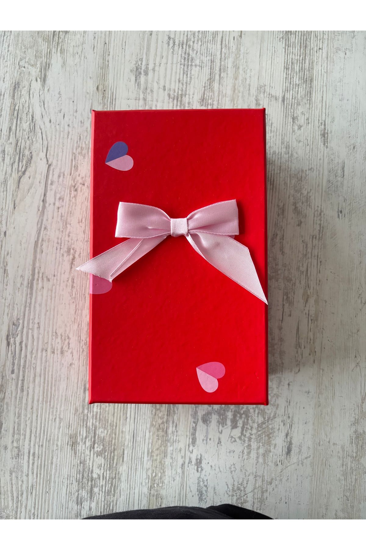 Kişisel Tasarımlar Kalpli hediye kutusu (Kutu ölçüleri: 21x12x7)