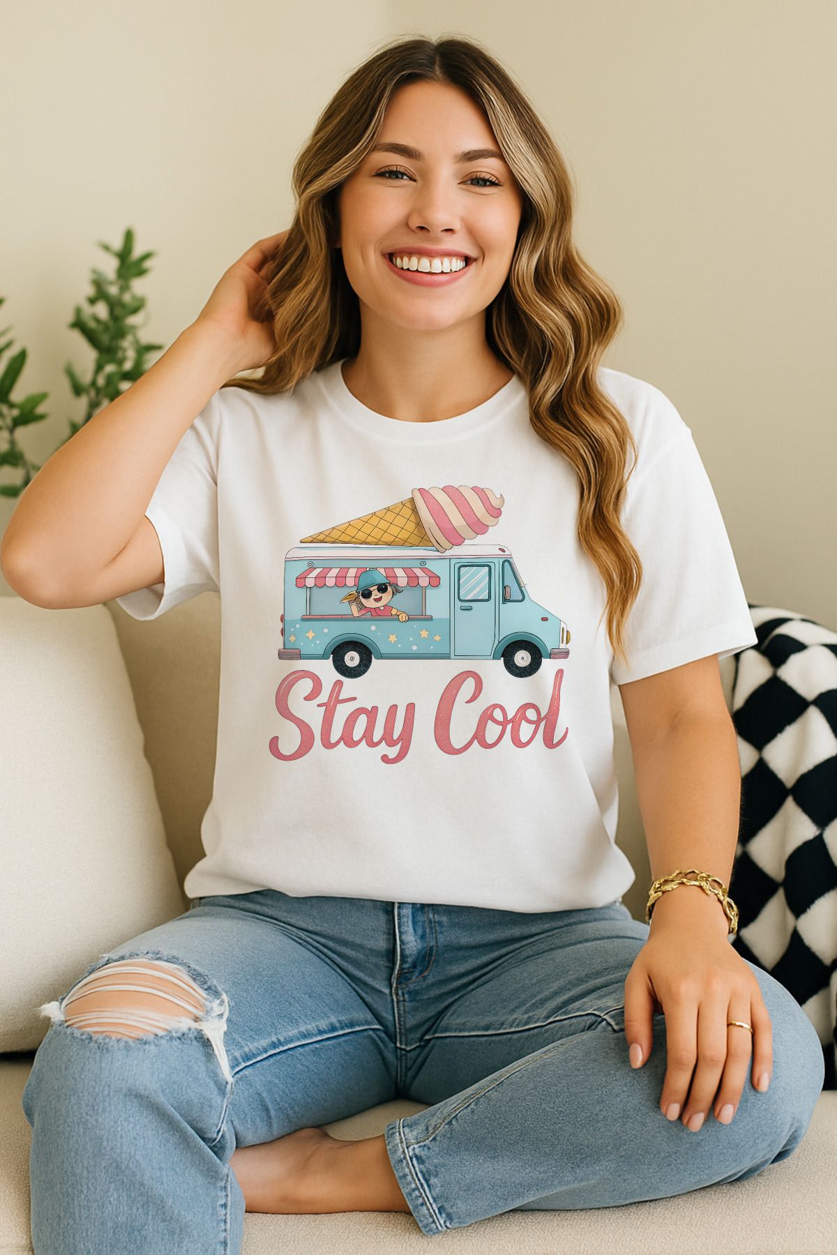 ArtWearDesign Kadın Beyaz Oversize Stay Cool Baskılı %100 Pamuk Bisiklet Yaka Kısa Kol Süprem T-Shirt